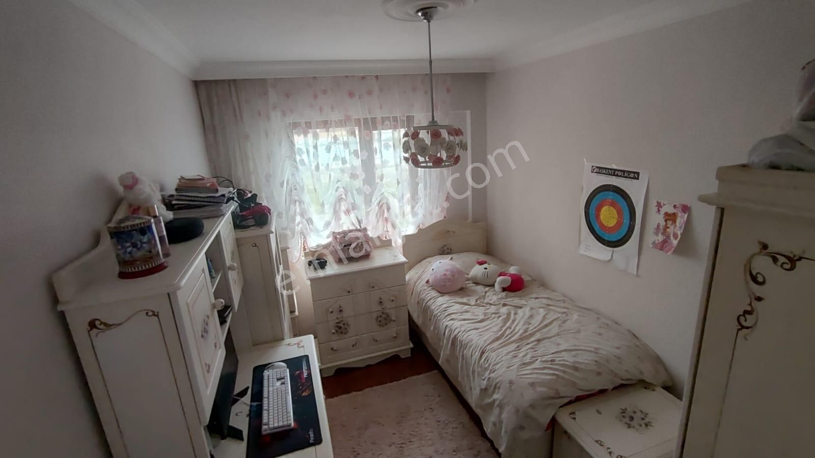 Atanora Vadiden İlkerde Ara Kat Full Manzaralı Cadde Yakını 3+1 - Görsel 6