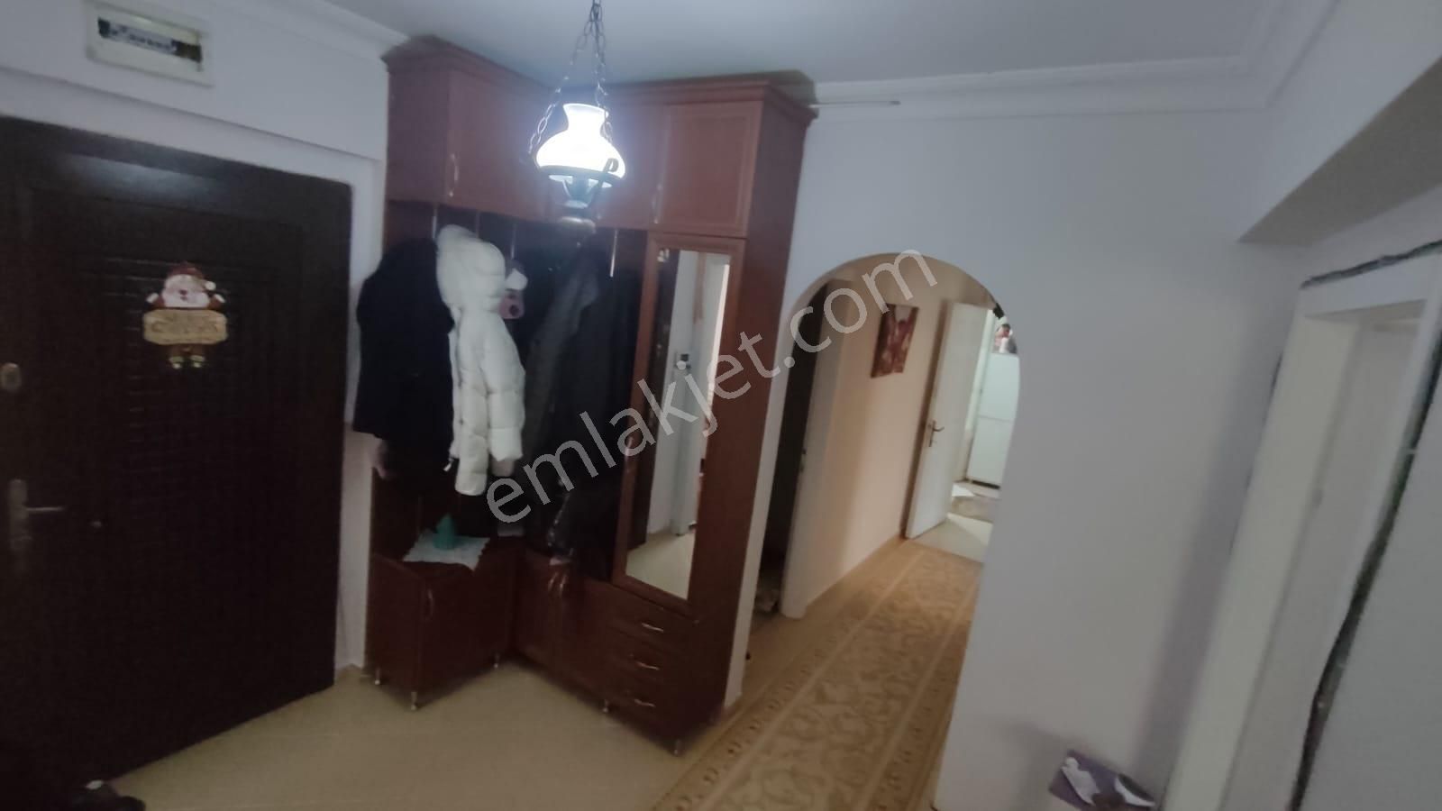 Atanora Vadiden İlkerde Ara Kat Full Manzaralı Cadde Yakını 3+1 - Görsel 5