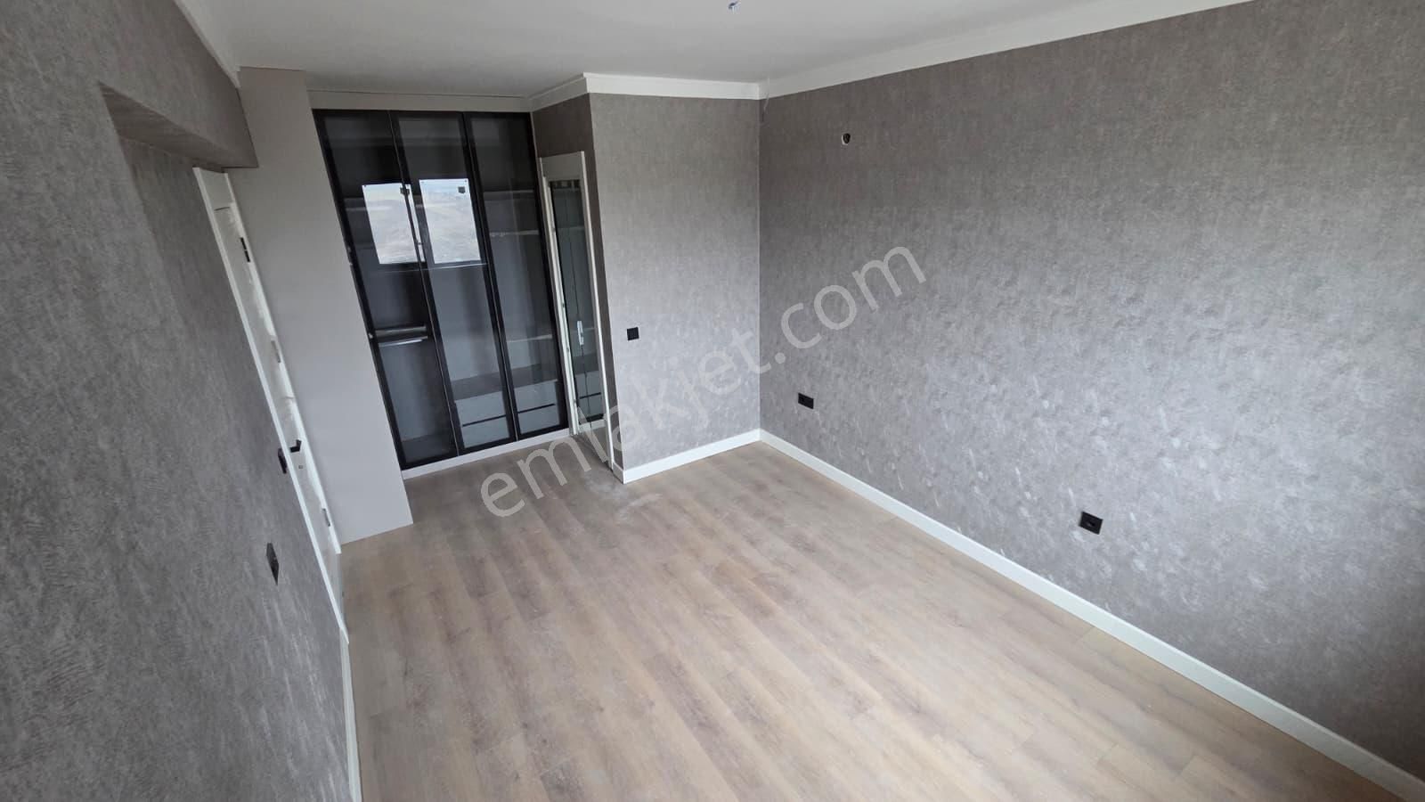 Batıkent Yuvaköy Bienza Sitesi Full Donatılı Köşe 2+1 Satılık Daire - Görsel 17