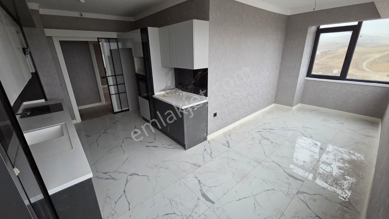 Batıkent Yuvaköy Bienza Sitesi Full Donatılı Köşe 2+1 Satılık Daire - Görsel 4