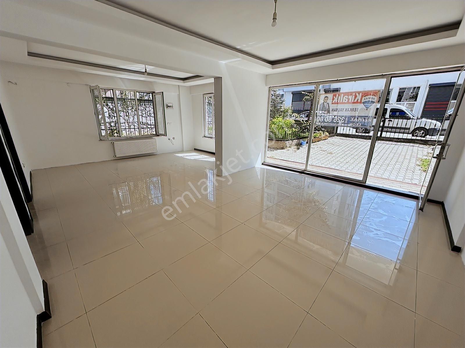 Remax Leon Yıldırım Yunusemre Mahallesi Satılık İş Yeri - Görsel 5