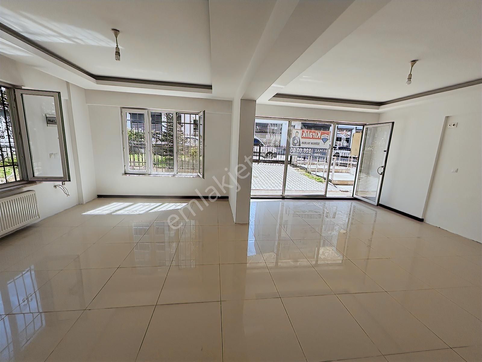 Remax Leon Yıldırım Yunusemre Mahallesi Satılık İş Yeri