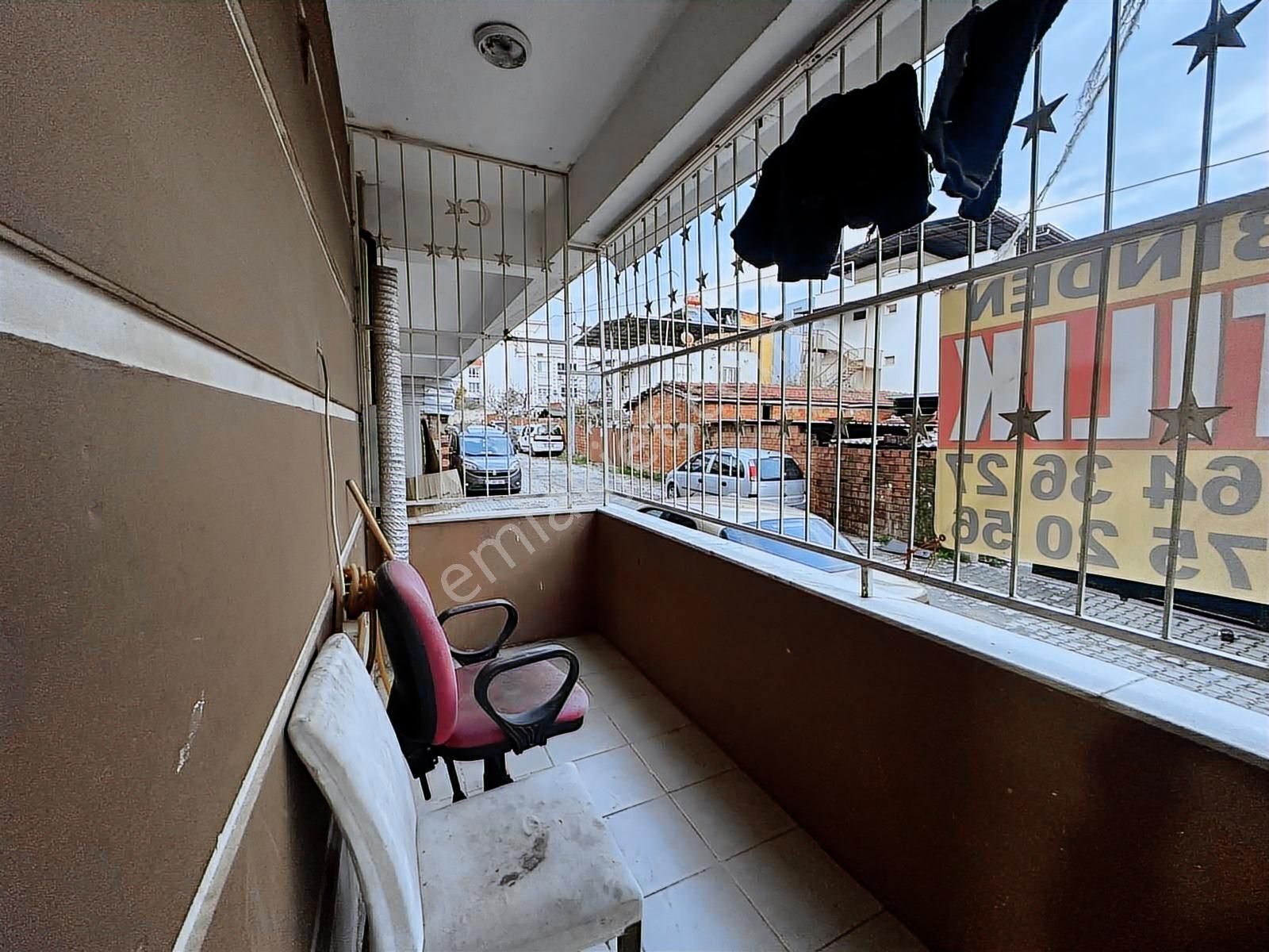 Öz-er Gayrimenkul'den Satılık Hazır Kiracılı 2+1 Daire - Görsel 11