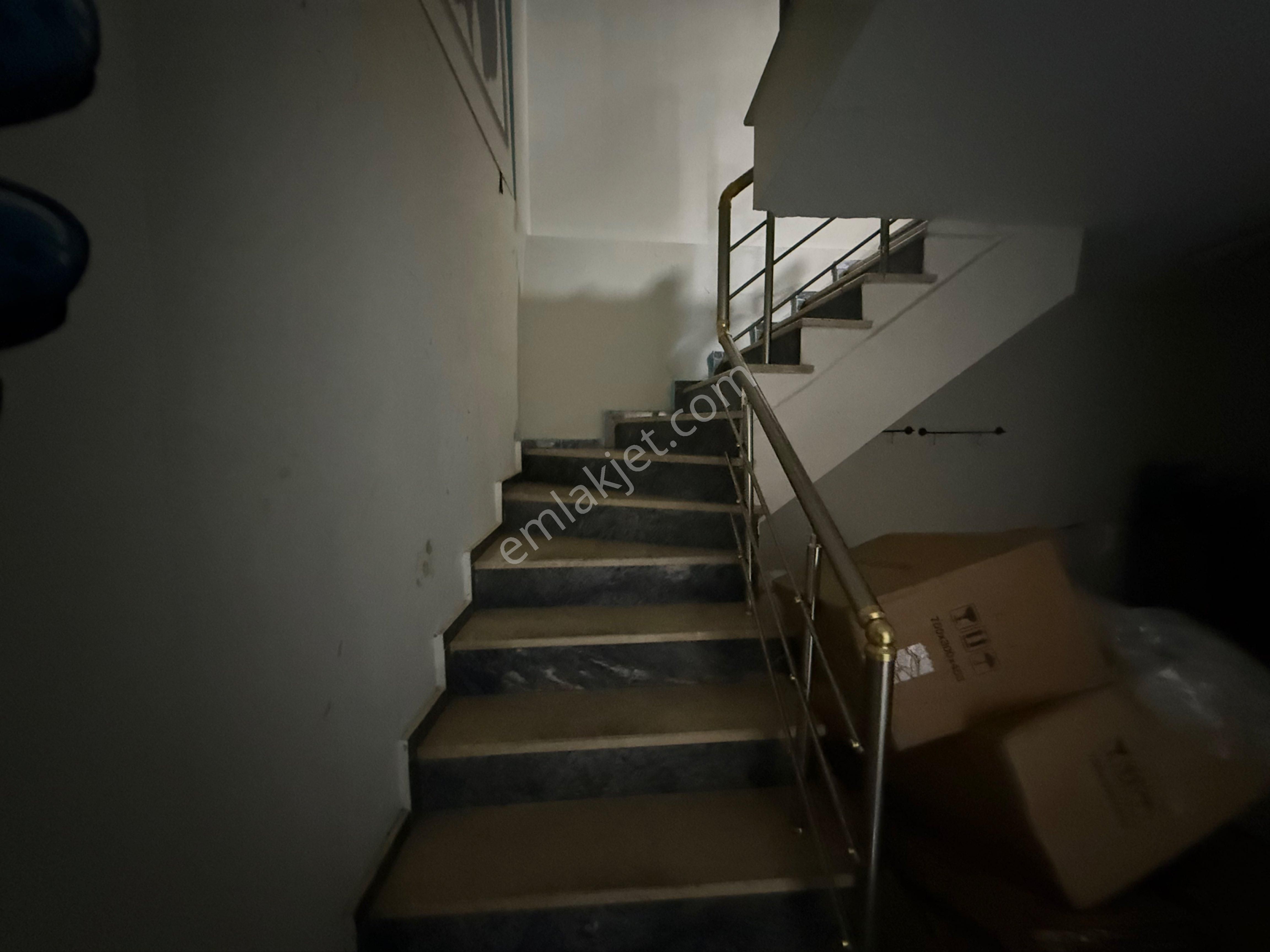 Newcıty Emlaktan | Çarşıda Devren Kiralık Restoran - Görsel 12