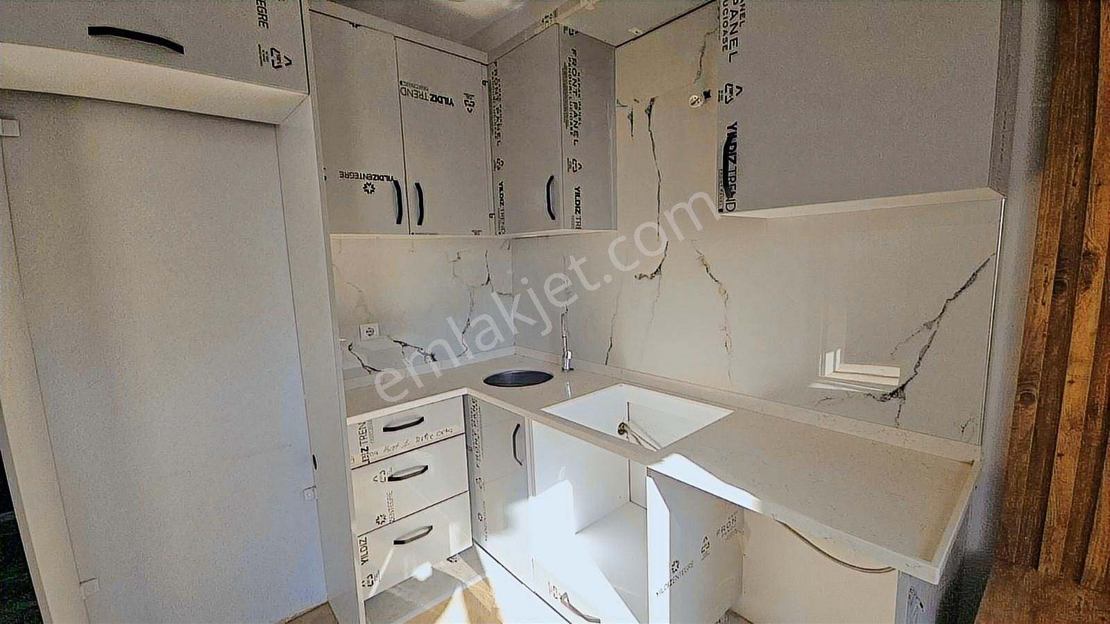 Döşemealtı Belediyesi Yakını 1+1 Daire - Görsel 11