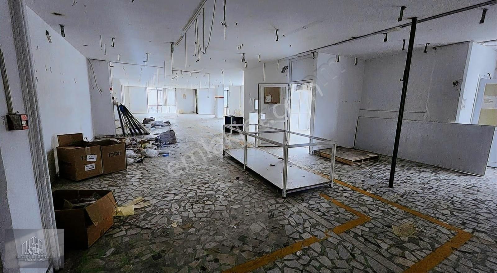 Sulyapıdan 1000 M2 Kiralik İş Yeri İmalata Atölye Showroma Uygun - Görsel 17