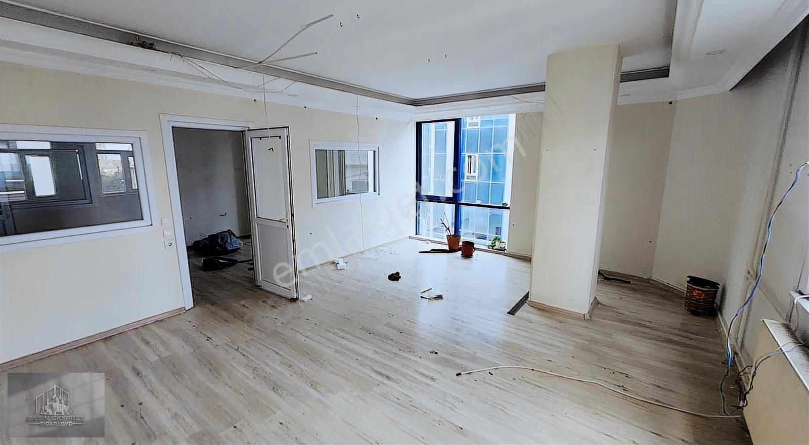 Sulyapıdan 1000 M2 Kiralik İş Yeri İmalata Atölye Showroma Uygun - Görsel 8