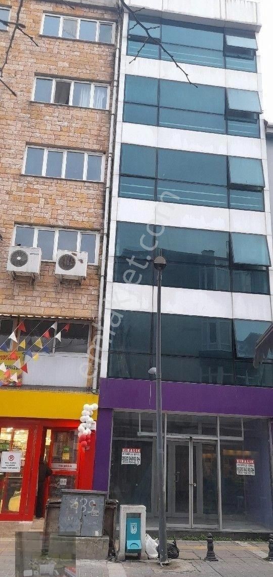 Lüleburgaz Kiralık 6 Katlı Komple Bina Mağaza -çarşı Merkezde Belediyeyanı