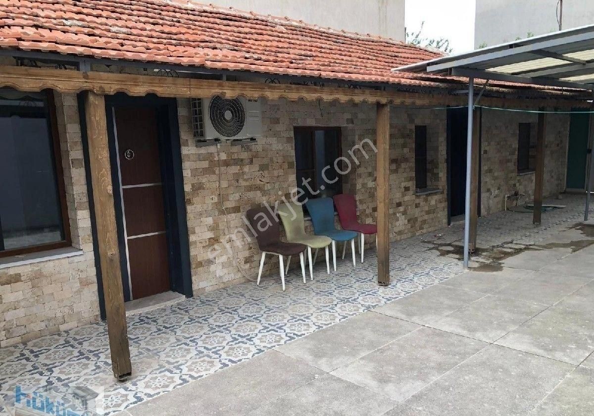 Reşatbey'de Özel Otoparklı Doğalgazlı Satılık Müstakil Ev - Görsel 4