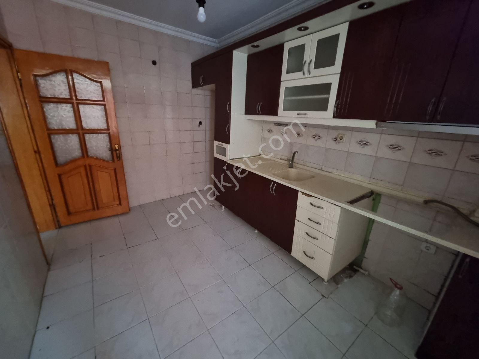 Tuzla Yayla Mahallesinde Merkezde 2+1 Satılık Daire - Görsel 8