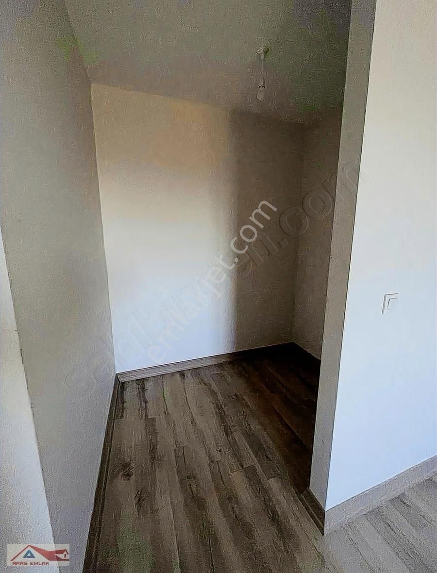 Tokide Site İçinde 8.katta Geniş Boyalı 2+1 Ferah Kaçmaz Daire - Görsel 22