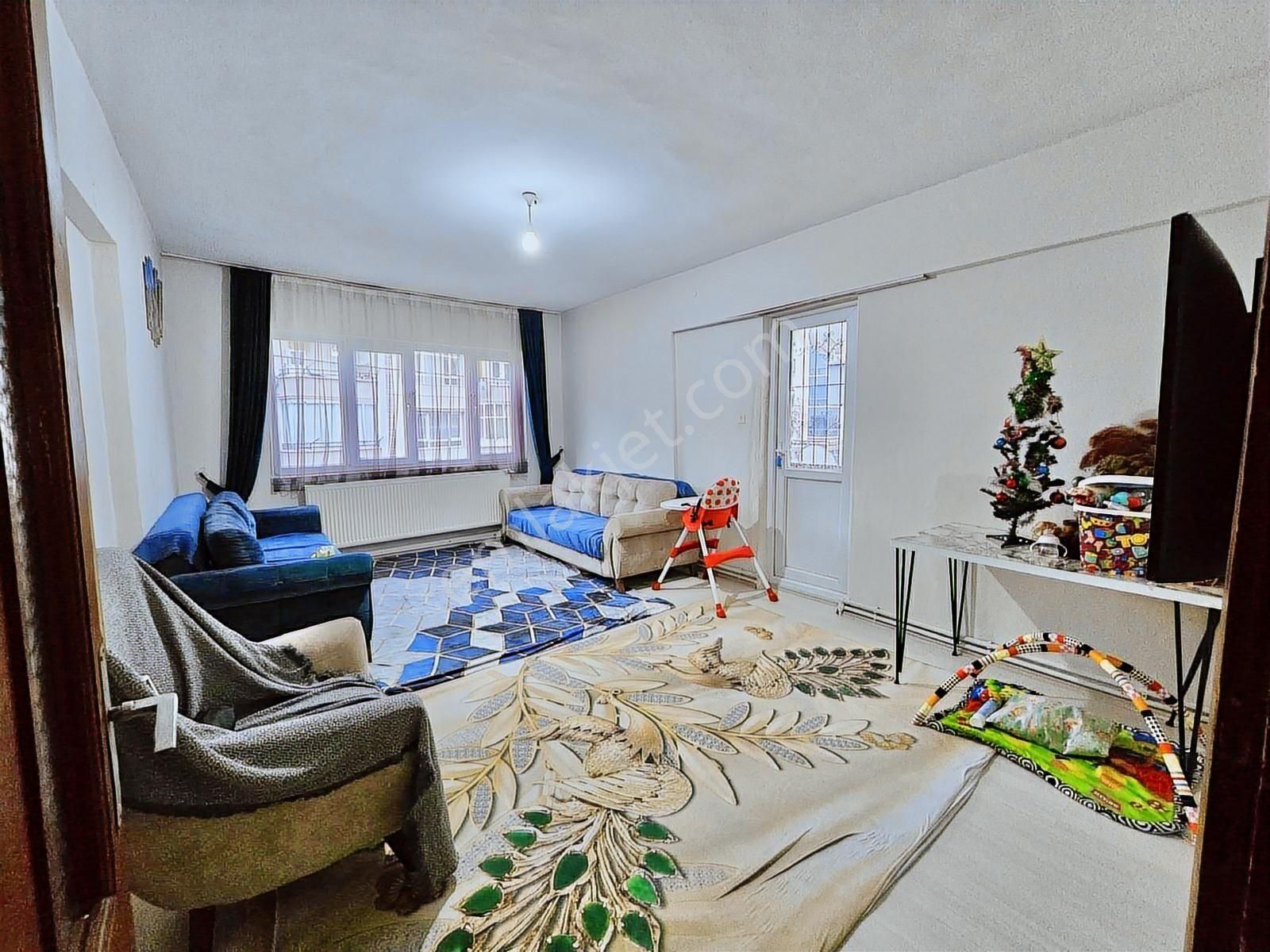 Sincan Plevne Mah. Salon Bağımsız Ara Katta 2+1 Satılık Daire - Görsel 2