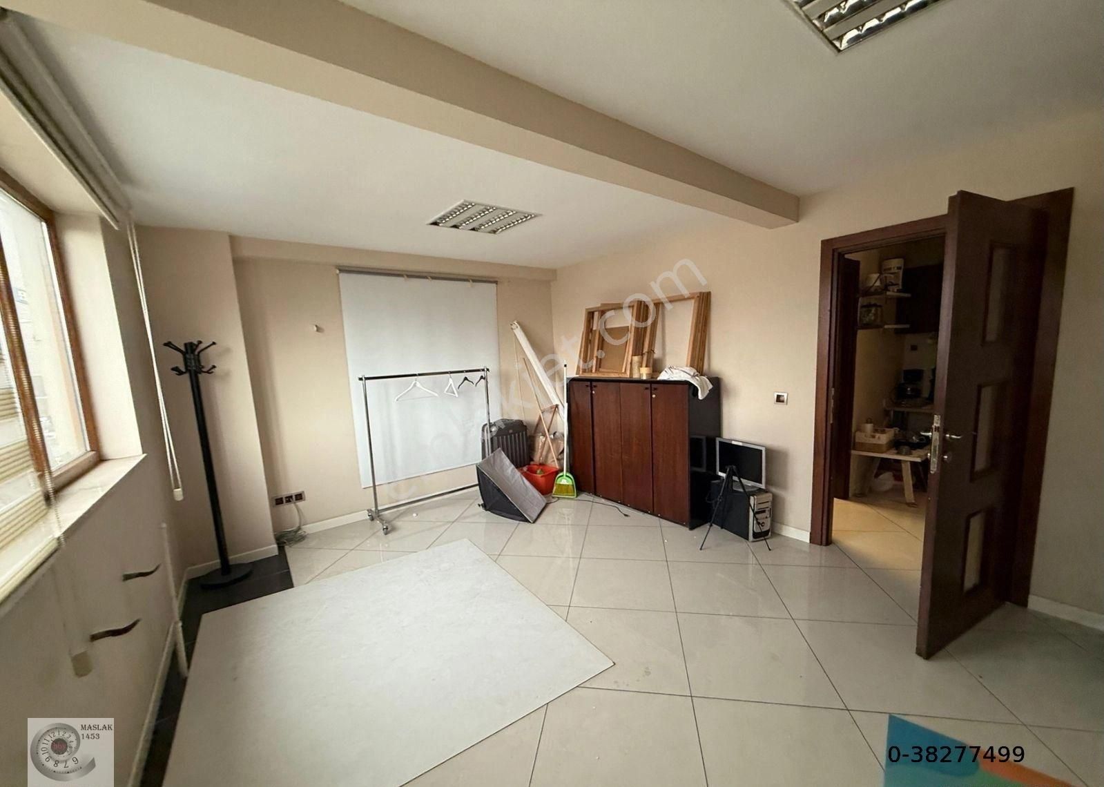 Sanayi Mahallesi Cadde Üzerinde Kiralık Ofis - Görsel 23