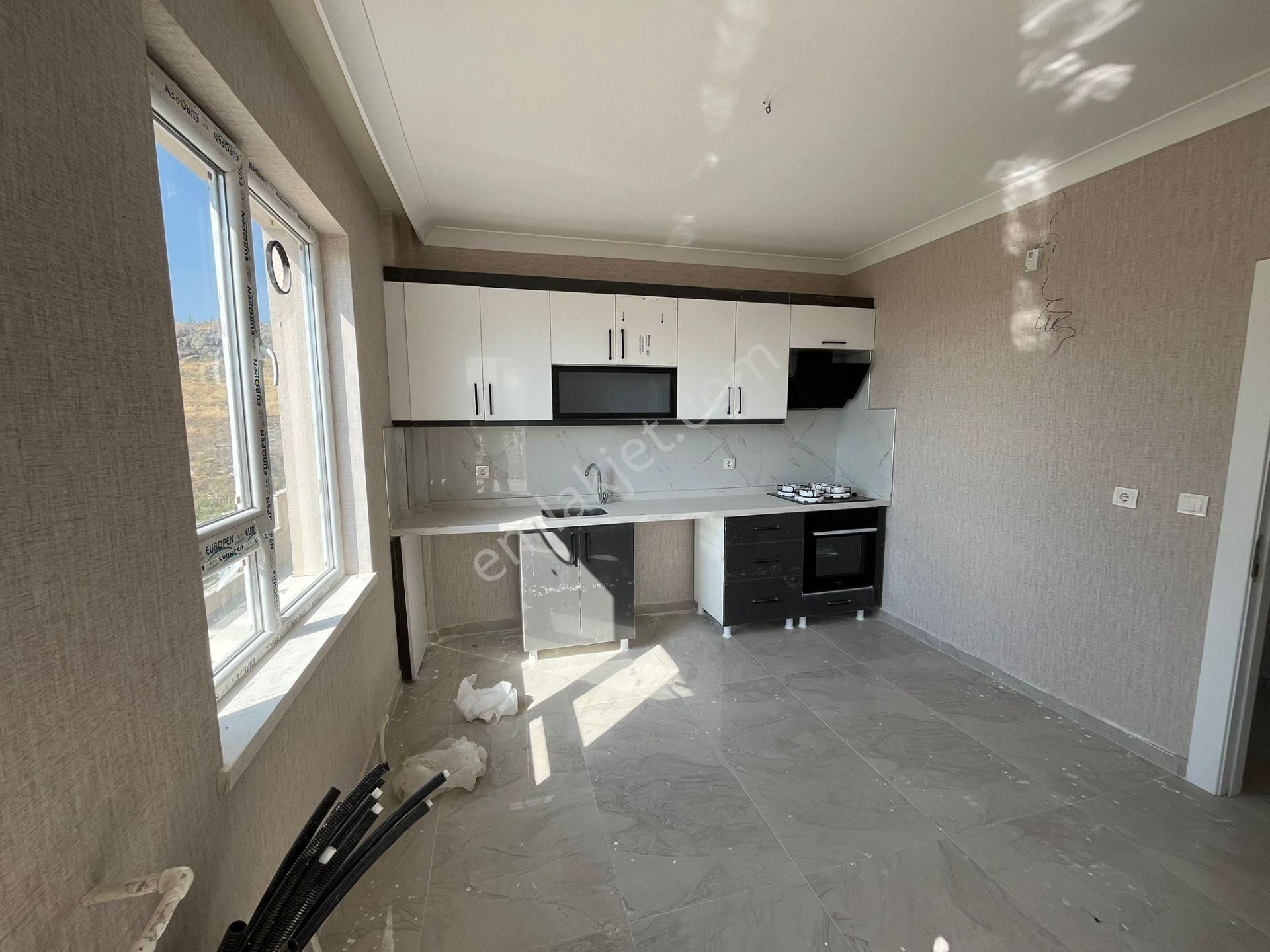 Karakayada Asansörlü Yapılı Dairemiz Satışta! - Görsel 3