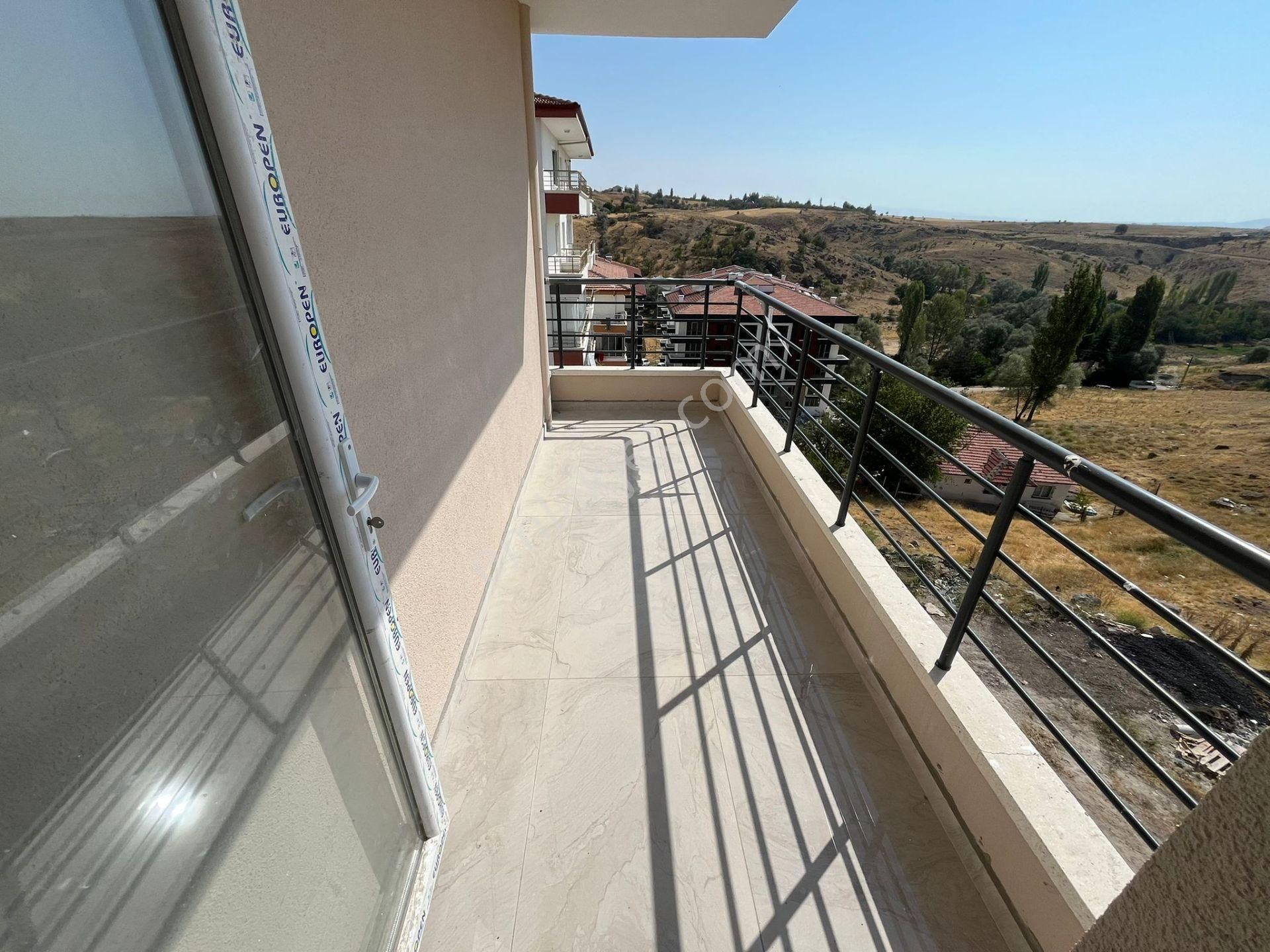 Karakayada Asansörlü Yapılı Dairemiz Satışta! - Görsel 6