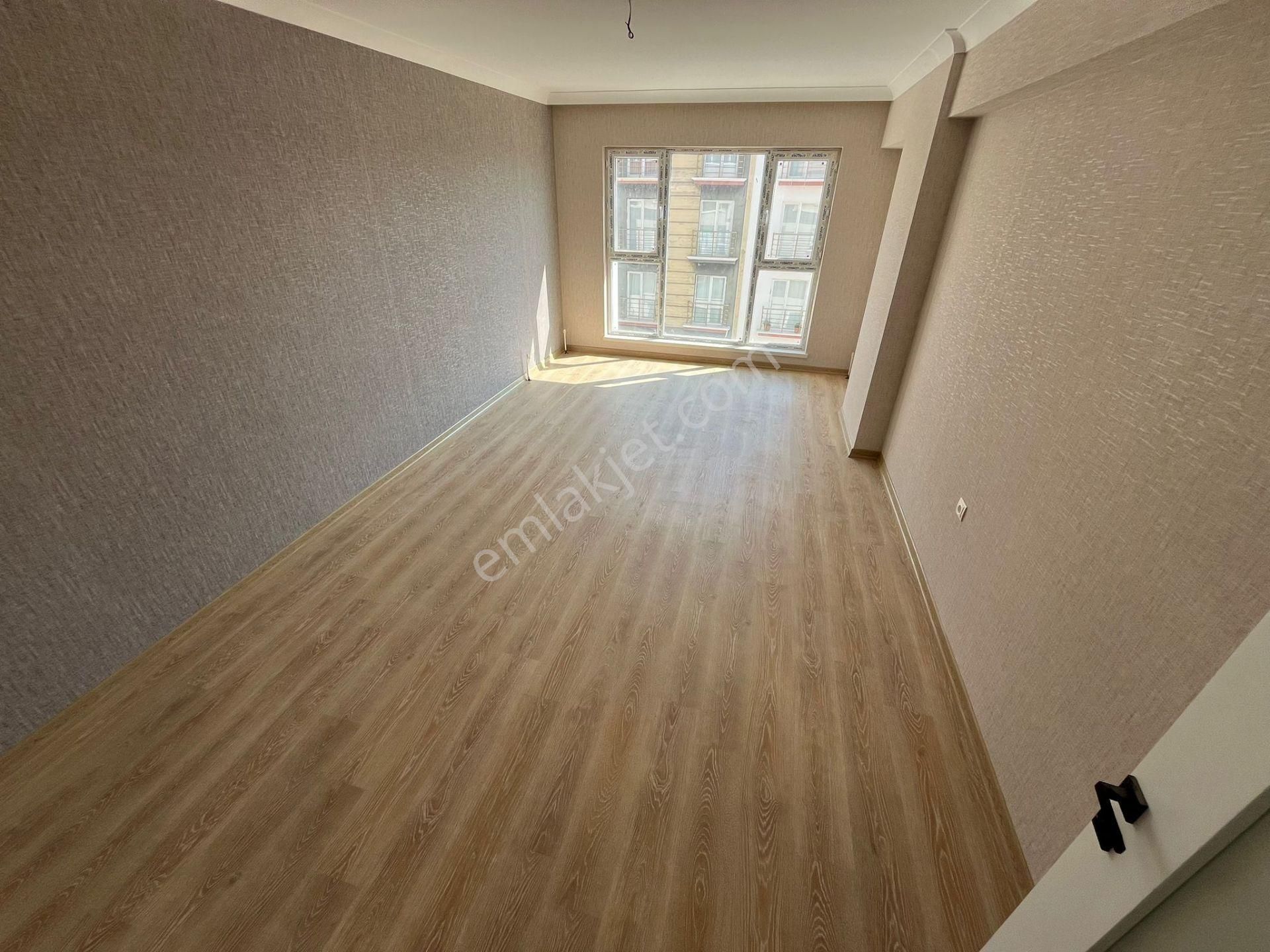 Karakayada Asansörlü Yapılı Dairemiz Satışta! - Görsel 7