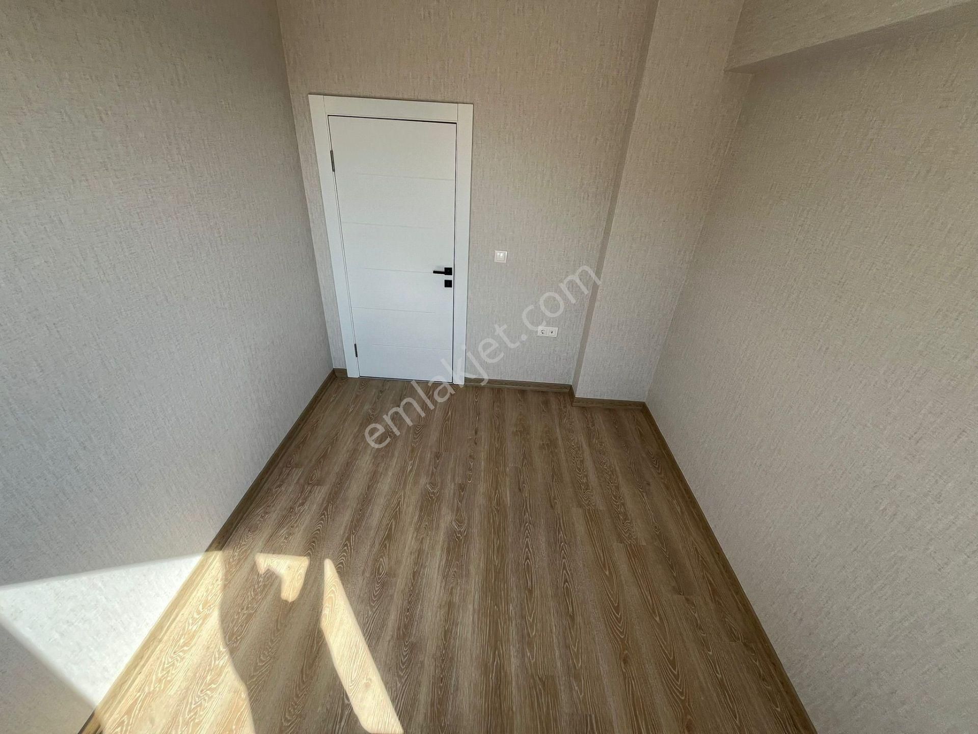 Karakayada Asansörlü Yapılı Dairemiz Satışta! - Görsel 15