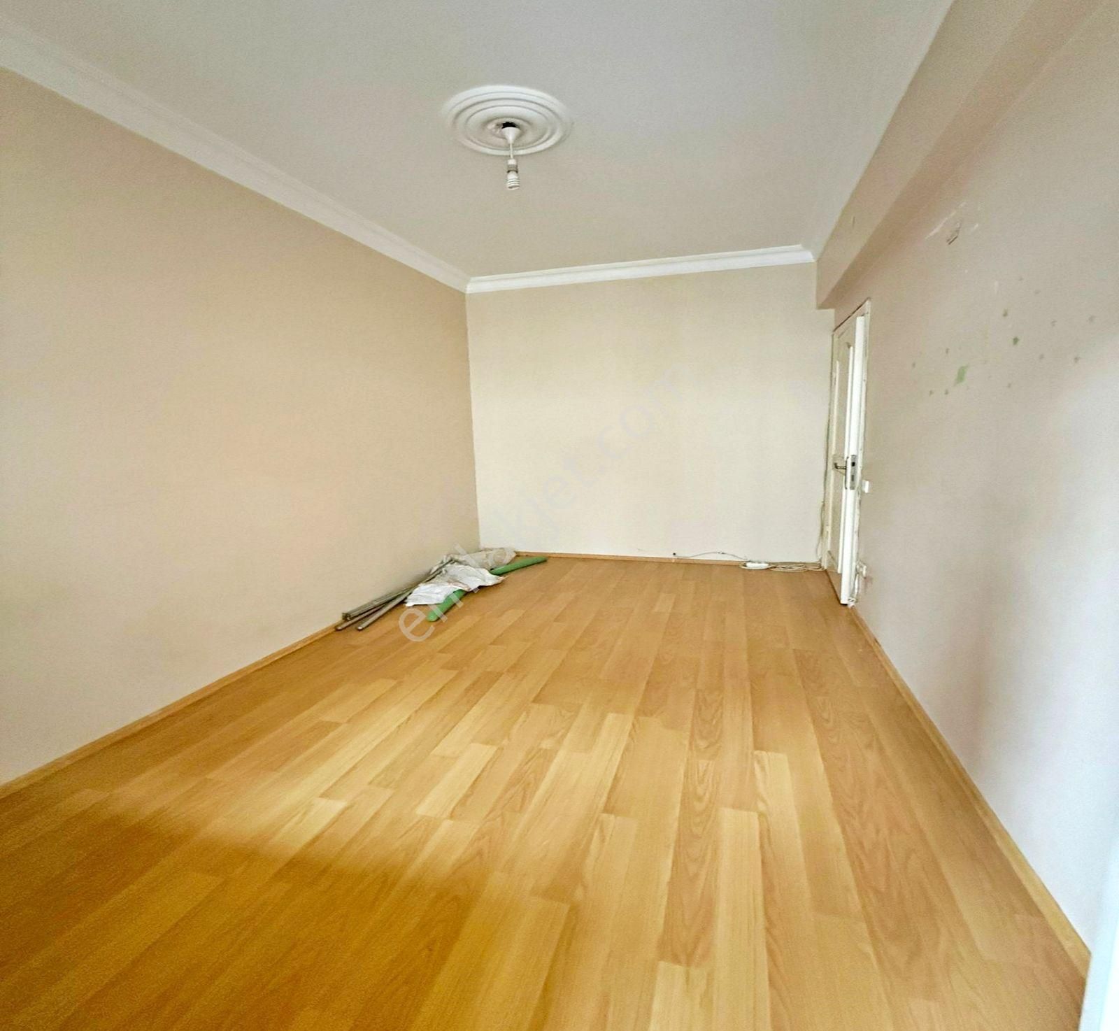 Metrobüse 5' Dakika Yürüme Mesafesinde Kiralık Daire - Görsel 5