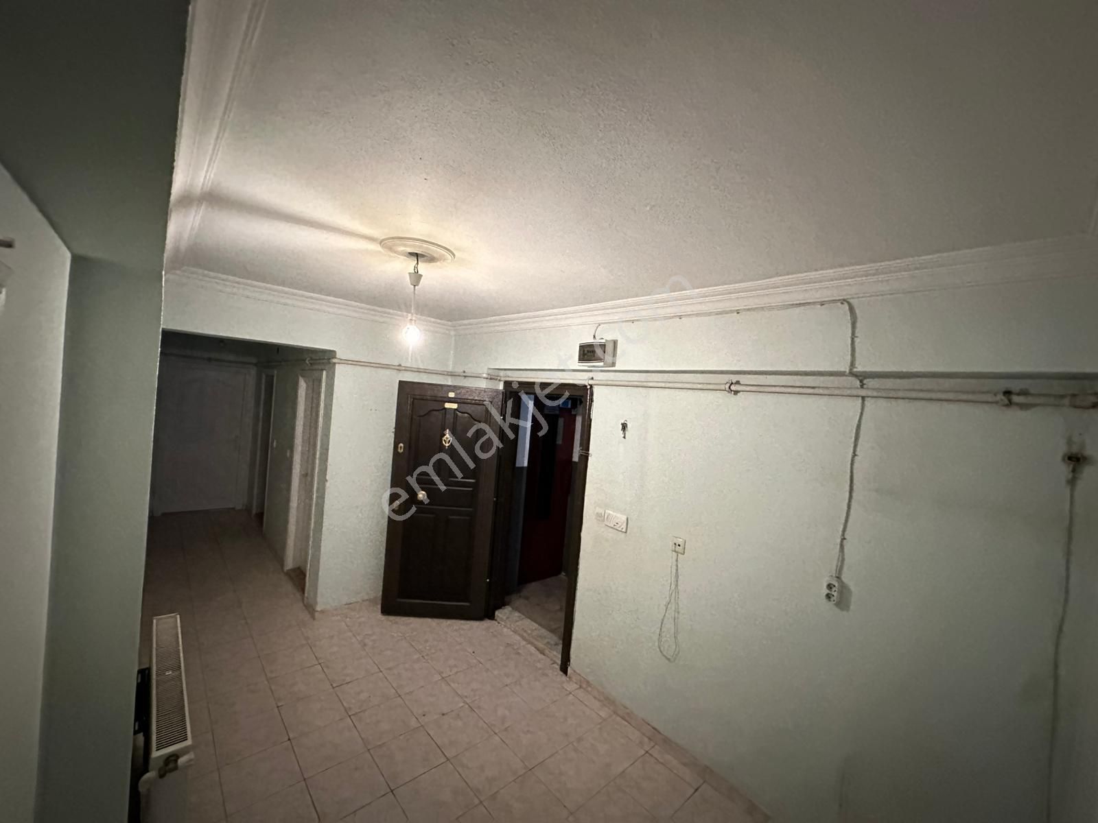 İhsaniye 3+1 Zemin Kat Kiralık - Görsel 6