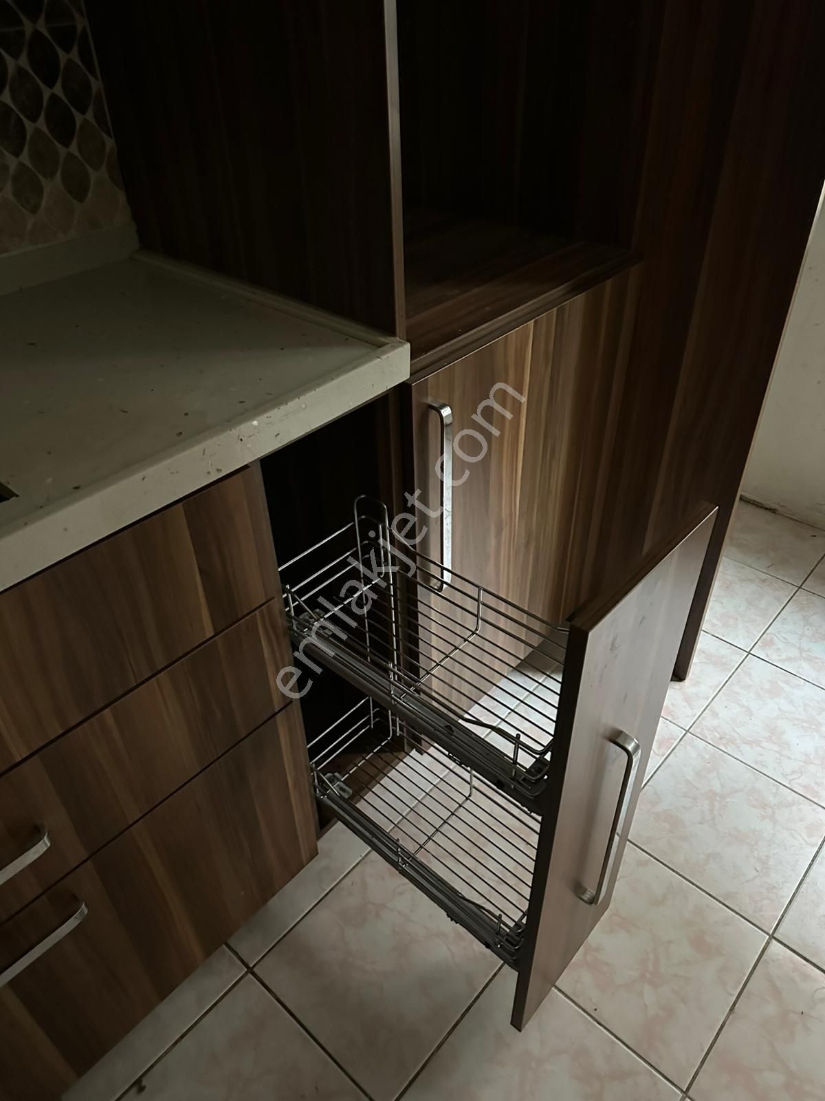 İhsaniye 3+1 Zemin Kat Kiralık - Görsel 15