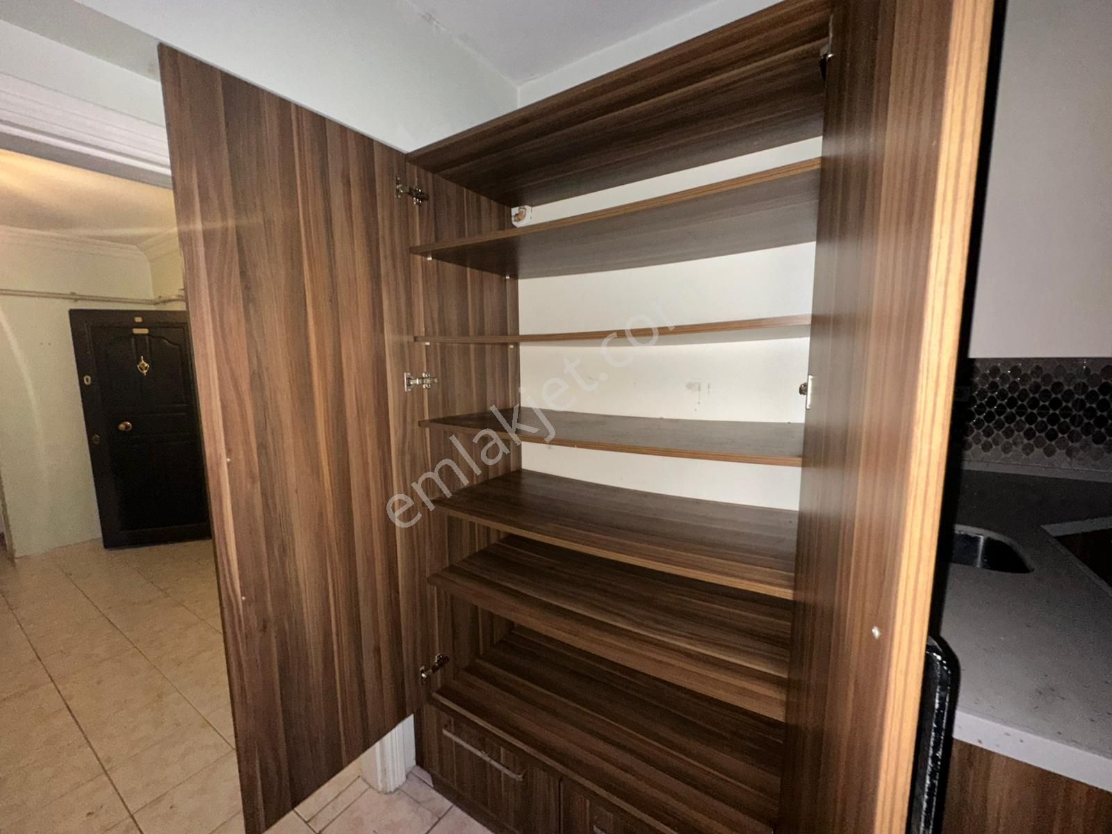 İhsaniye 3+1 Zemin Kat Kiralık - Görsel 13