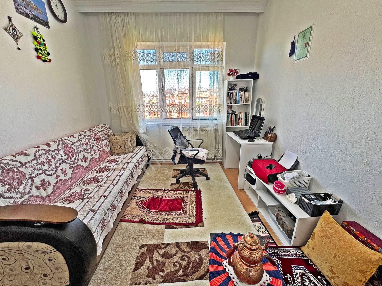 Kariyerde Etliğin Kalbinde Satılık 3+1 Ara Kat Daire - Görsel 11