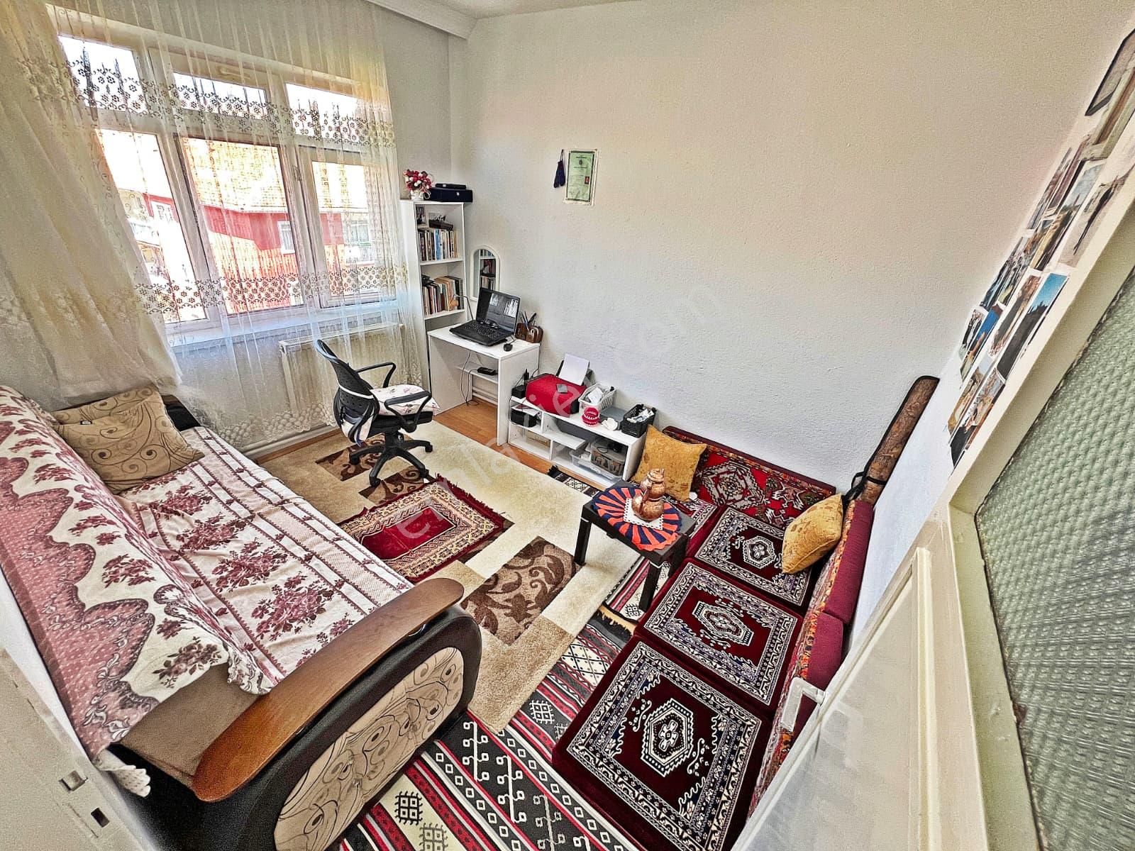 Kariyerde Etliğin Kalbinde Satılık 3+1 Ara Kat Daire - Görsel 12