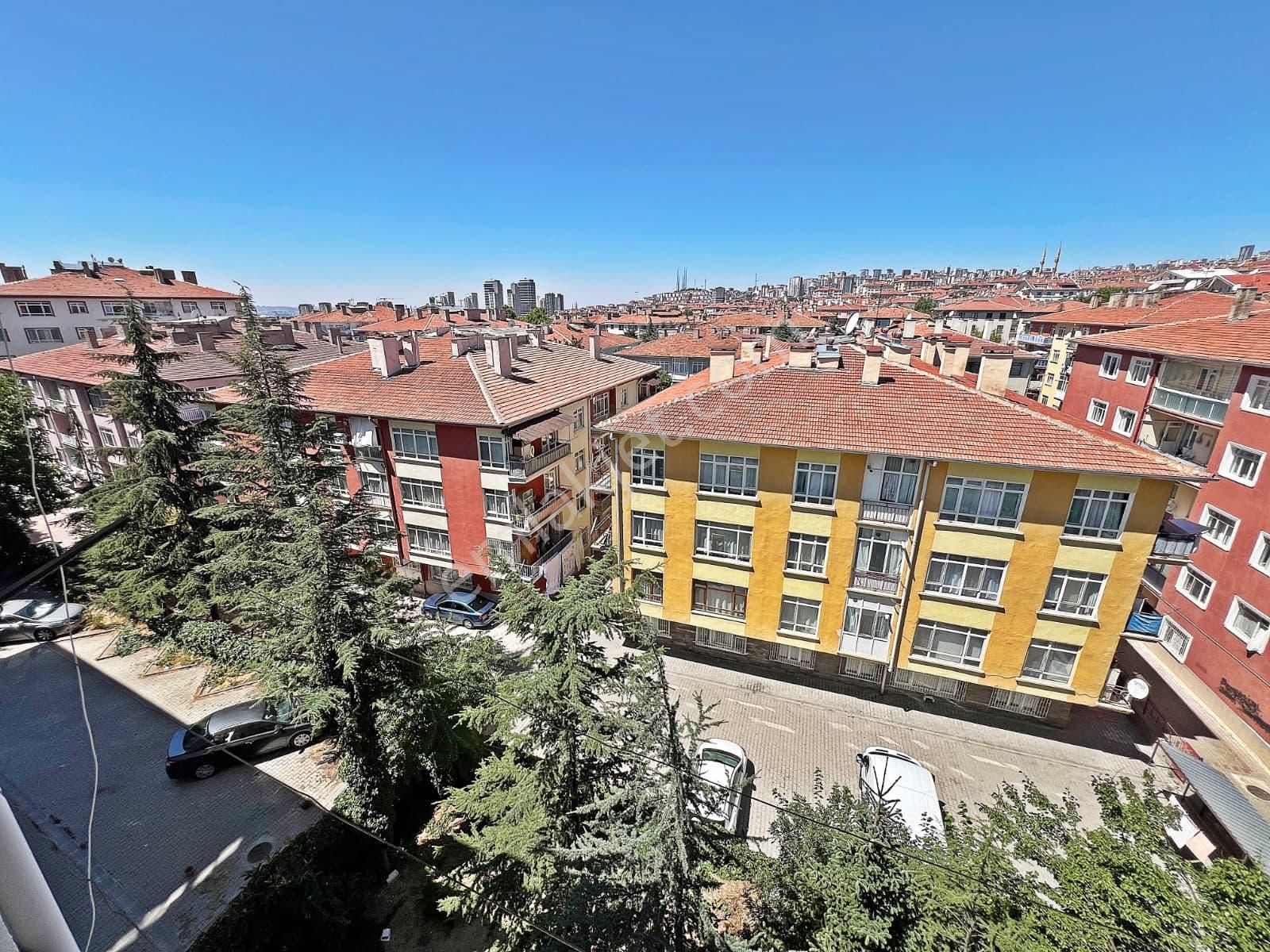 Kariyerde Etliğin Kalbinde Satılık 3+1 Ara Kat Daire - Görsel 34