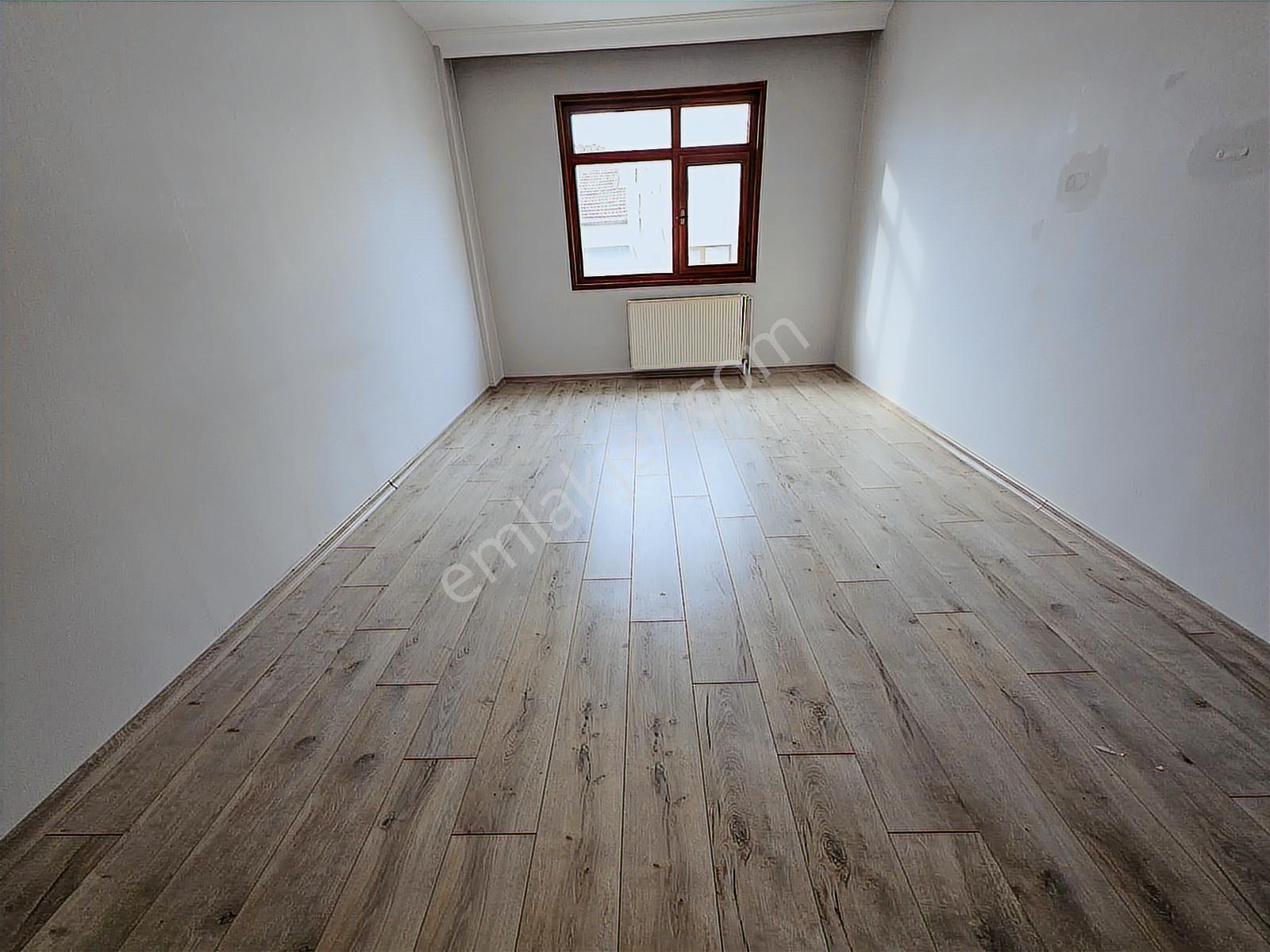 İvedik Metroya Çok Yakın Katta 3+1 Yapılı Geniş Daire - Görsel 12