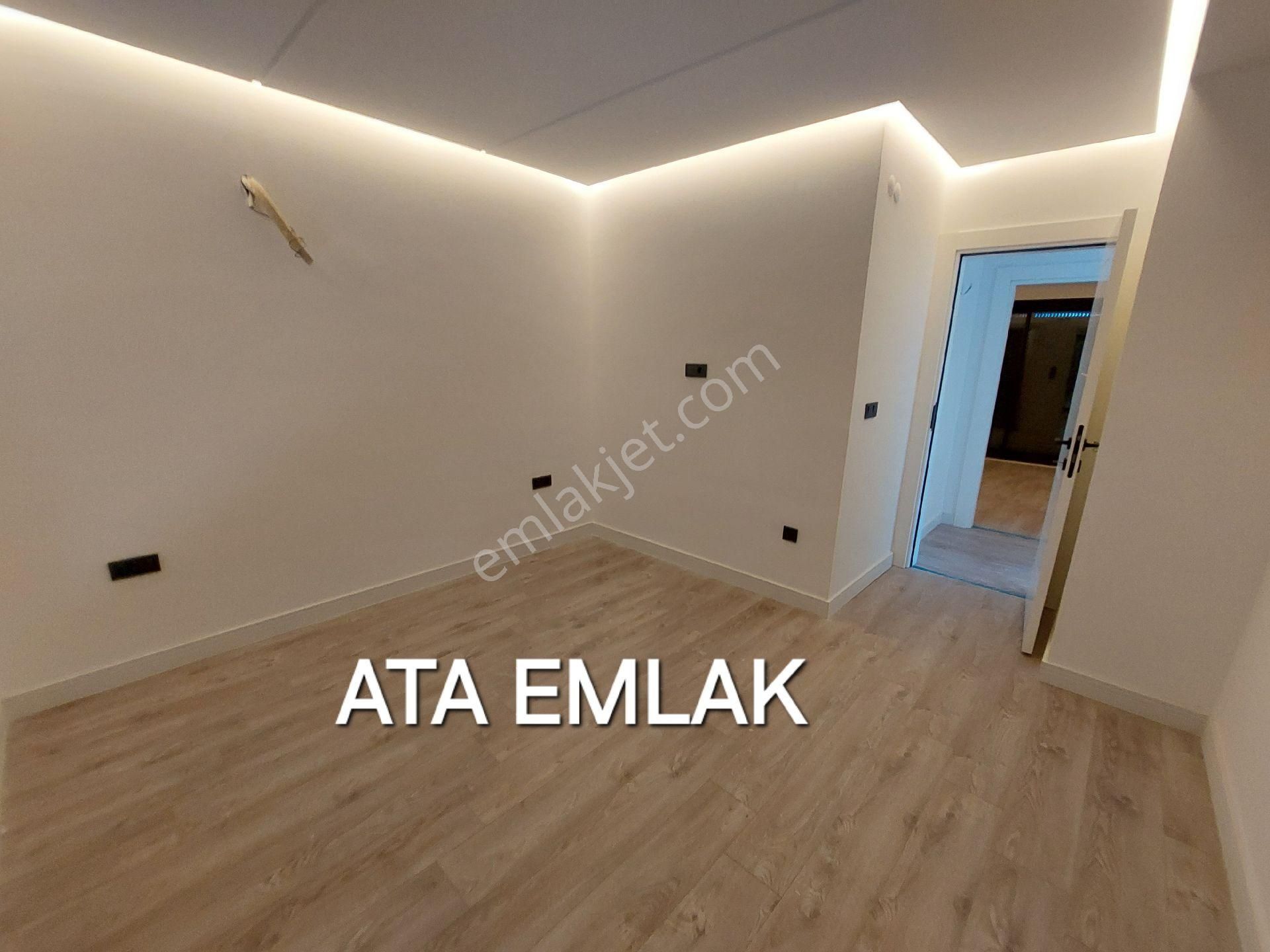 Kuşadasında Avm'lere Yakın Havuzlu Sitede Geniş Bahçeli Sıfır Villa - Görsel 26