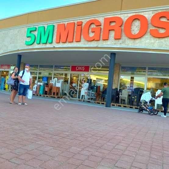 Kuşadasında Avm'lere Yakın Havuzlu Sitede Geniş Bahçeli Sıfır Villa - Görsel 34