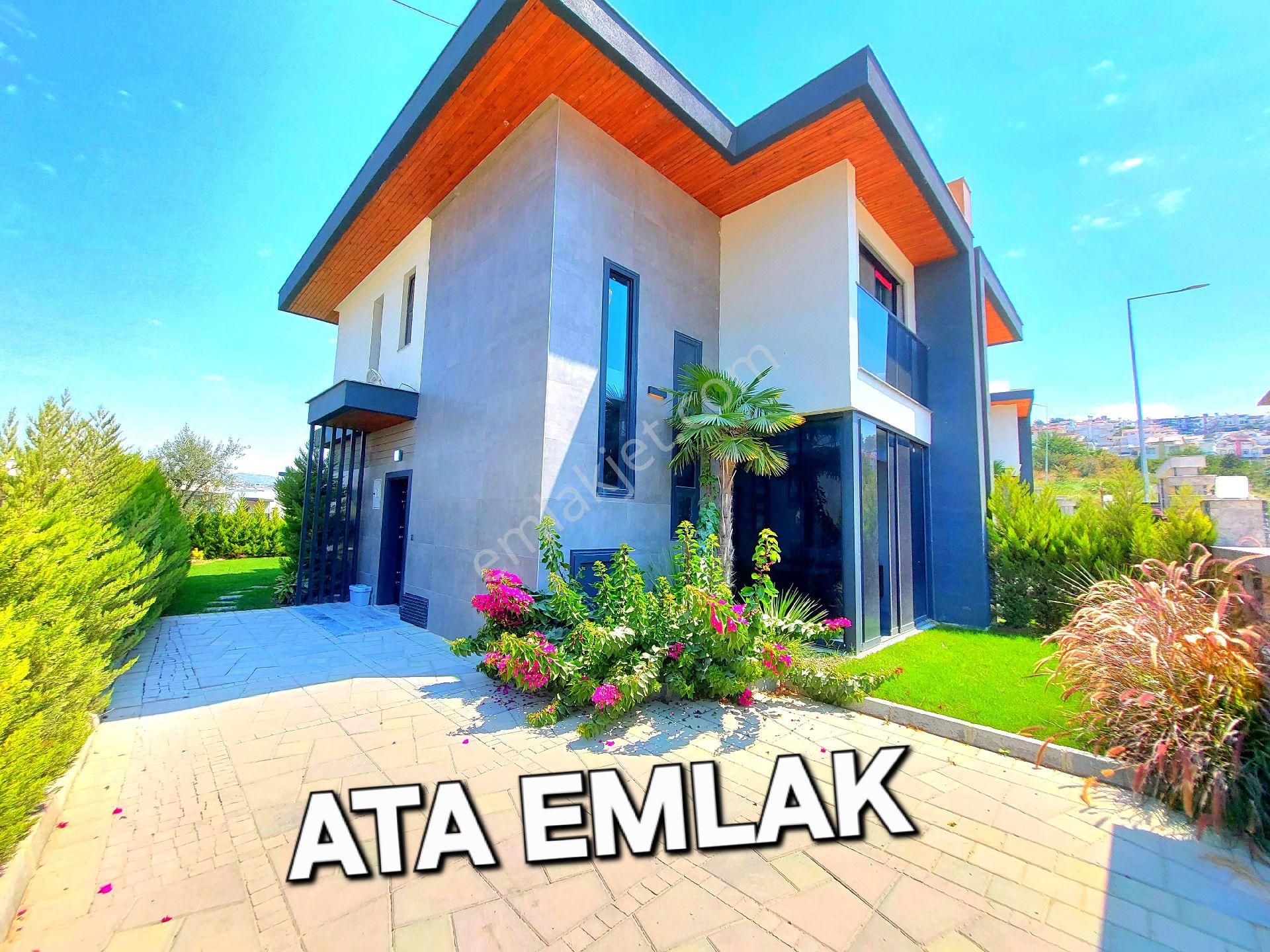 Kuşadasında Avm'lere Yakın Havuzlu Sitede Geniş Bahçeli Sıfır Villa - Görsel 2