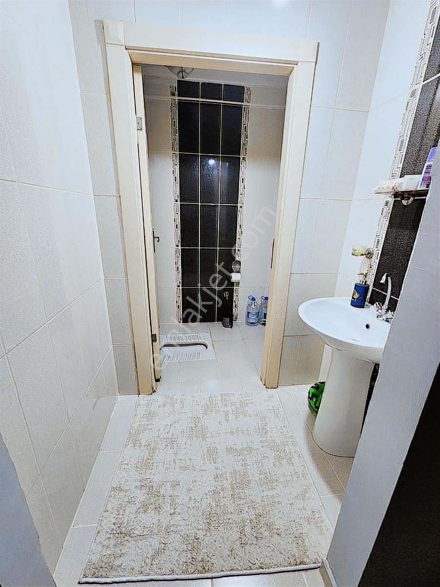 Karapürçekte 1.katta 125 M2 Masrafsız Asansörlü - Görsel 11