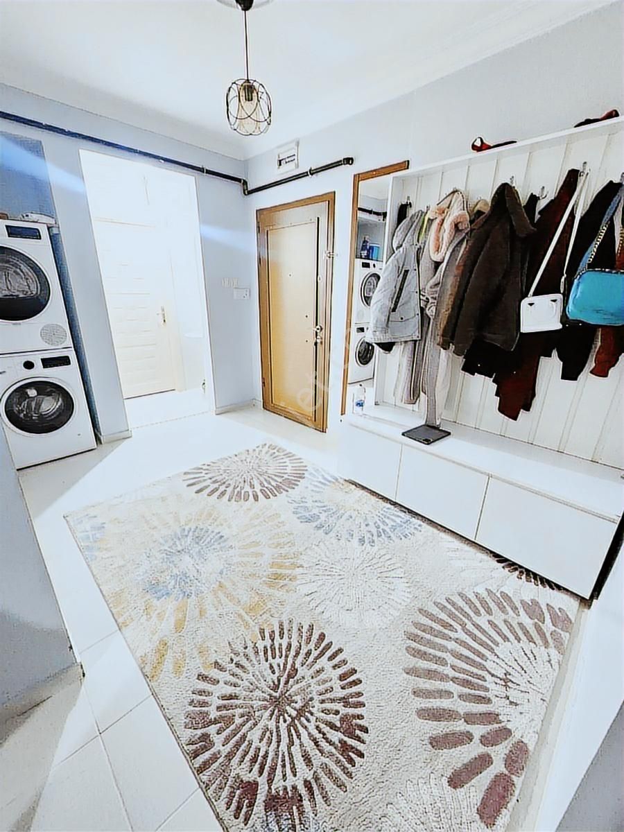 Karapürçekte 1.katta 125 M2 Masrafsız Asansörlü - Görsel 6