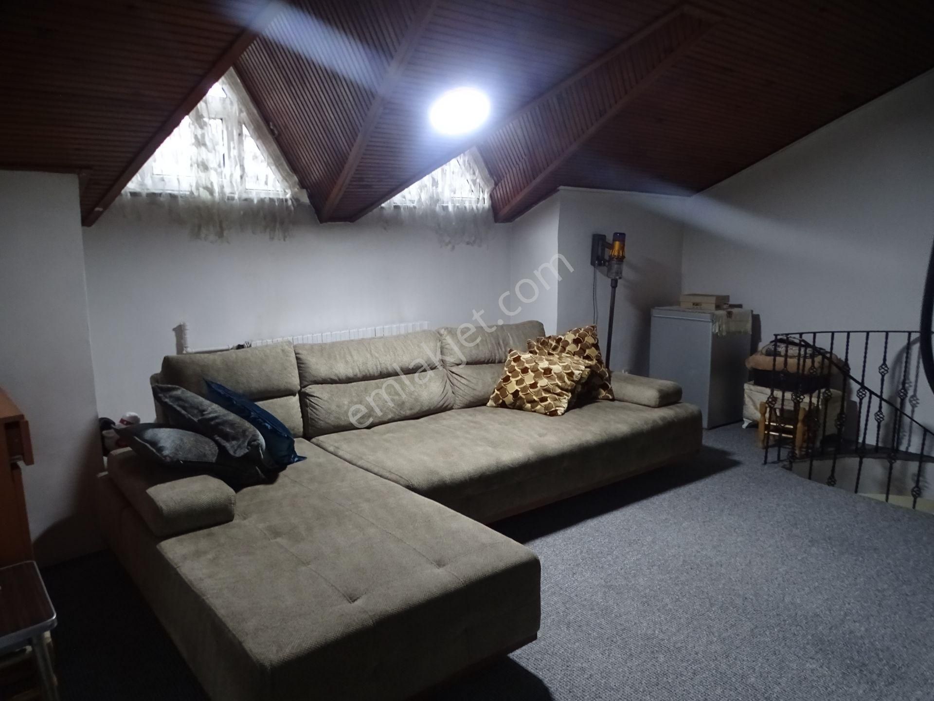 İstinye Boğaziçi Sitesi 3+1 Çatı Dubleks Daire - Görsel 22