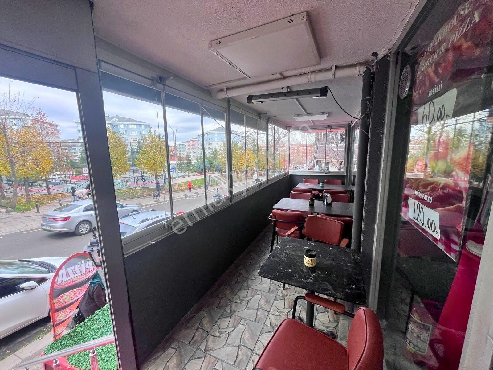 Çekmeköy Mehmet Akif Mahallesinde Devren Kiralık - Görsel 3