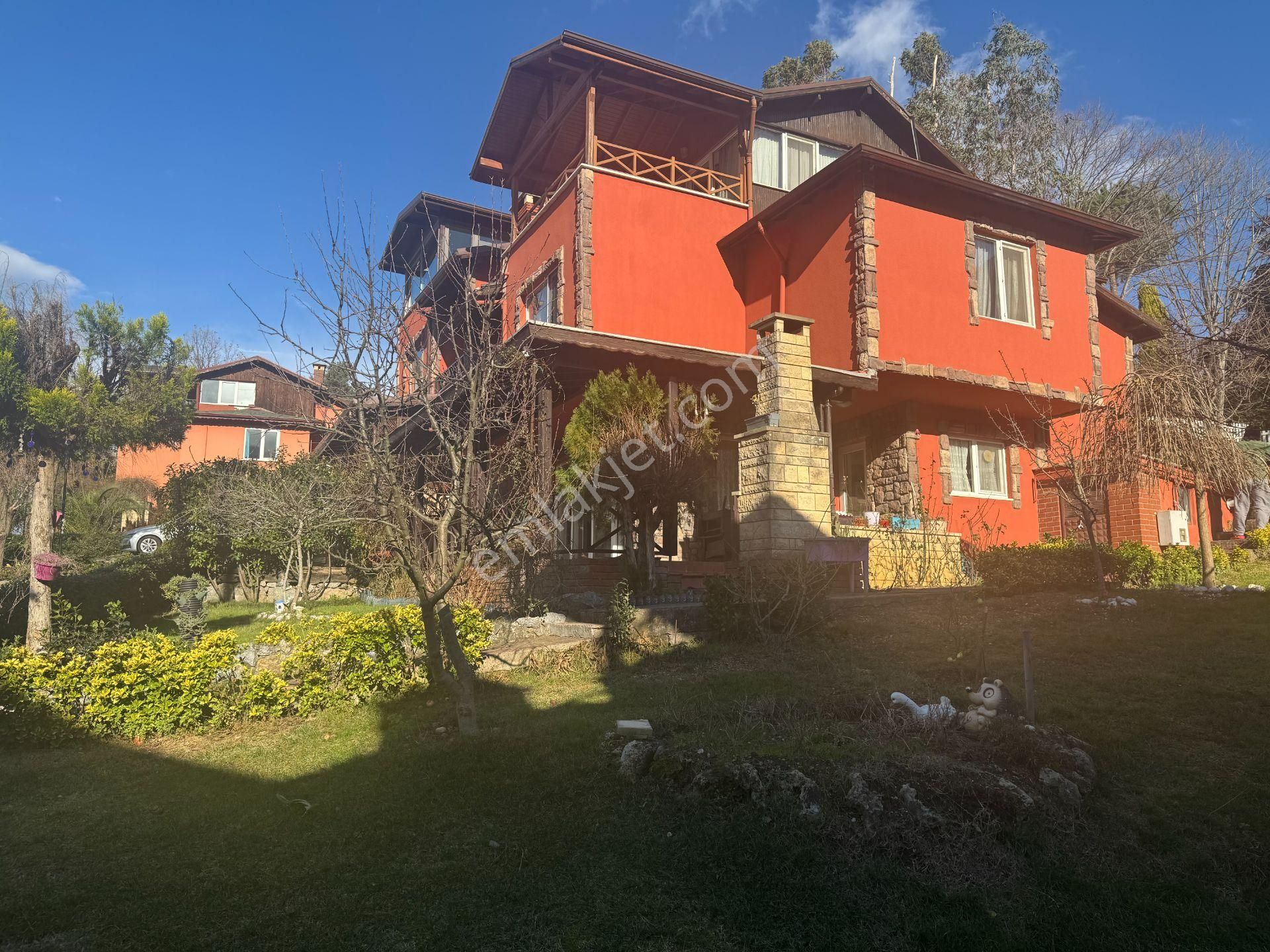 Remax Klas Fatih Çakar’dan Sapanca’da Satılık Bahçeli Villa… - Görsel 5