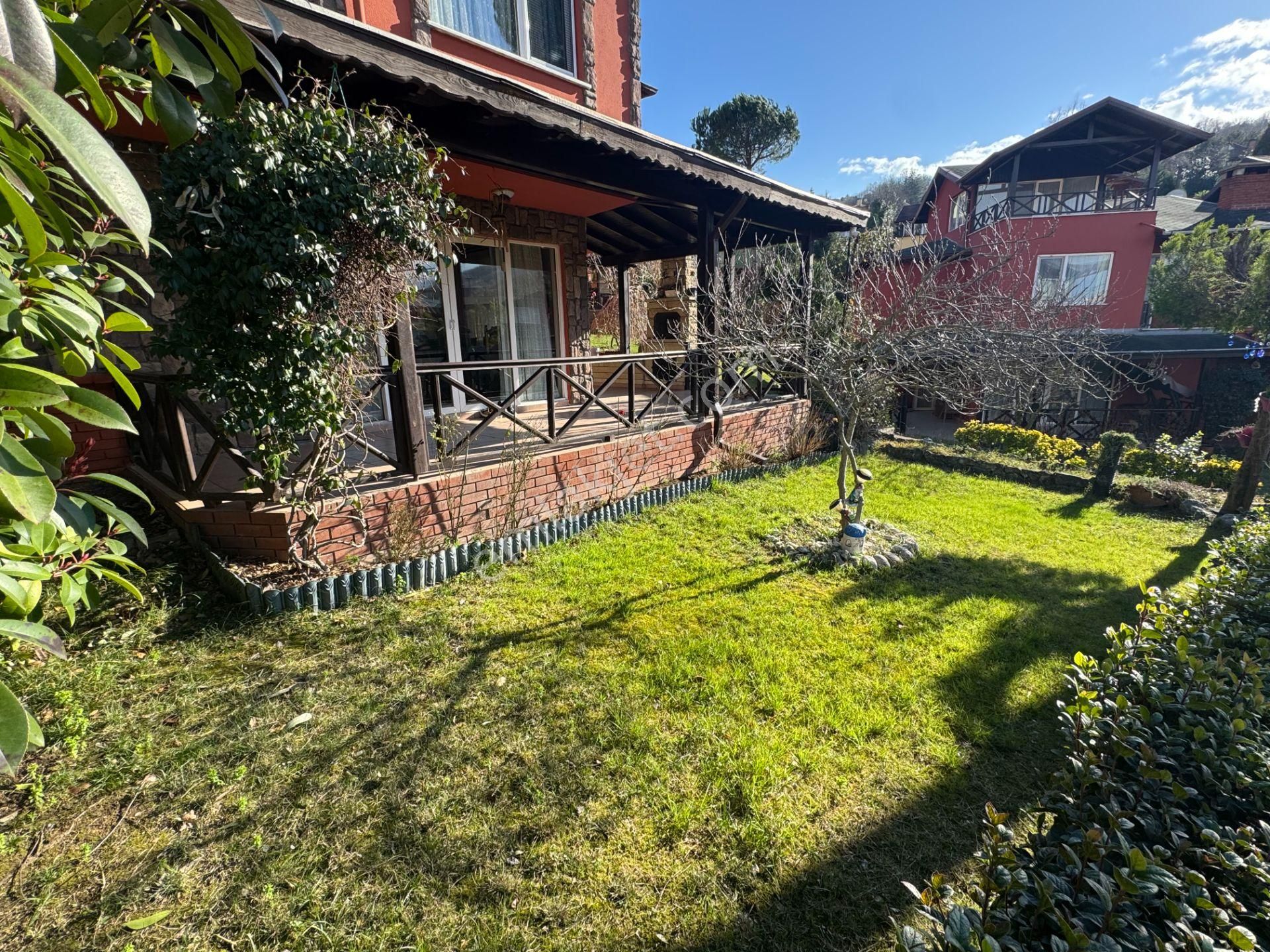 Remax Klas Fatih Çakar’dan Sapanca’da Satılık Bahçeli Villa… - Görsel 2