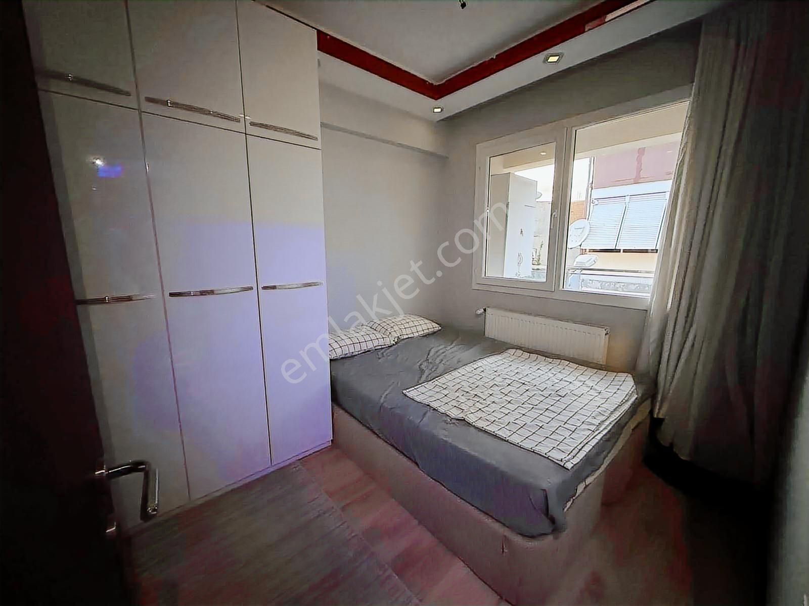 İzmir Küçük Çiğli De 2+1 Satılık Dubleks Daire - Görsel 2