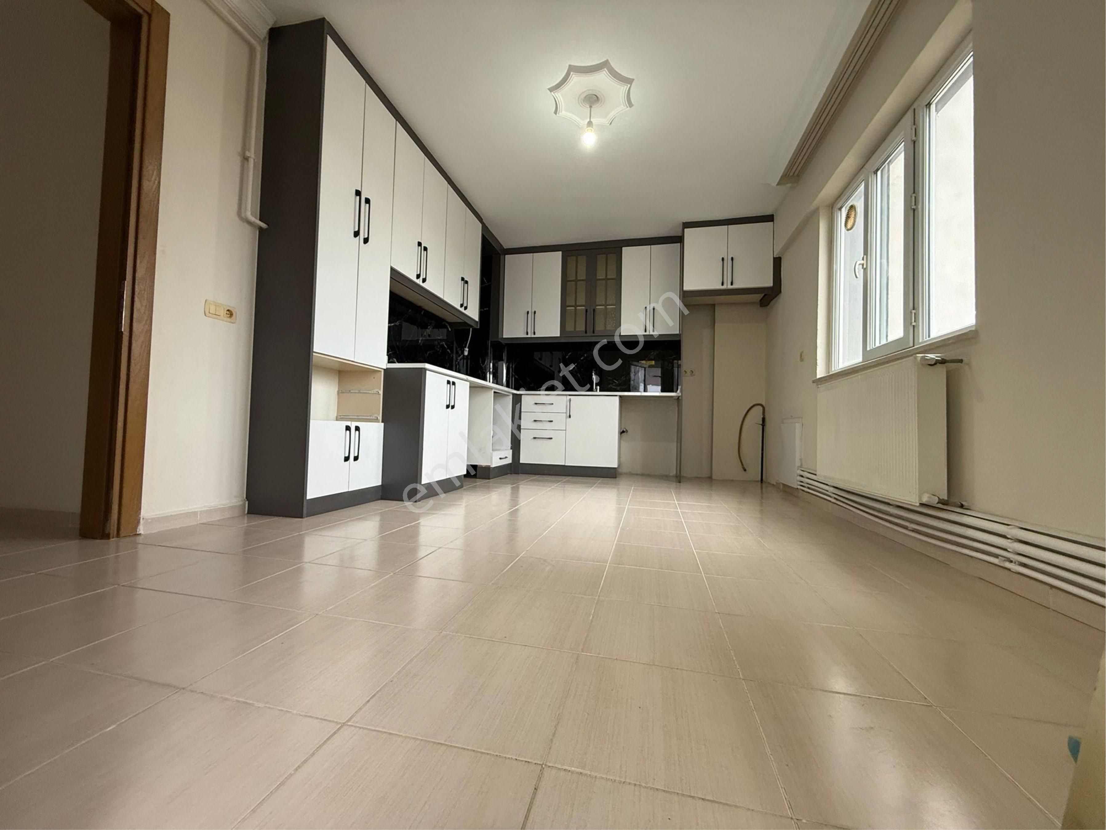 Deliktaş Mah De Satılık. 3+1 Daire - Görsel 7