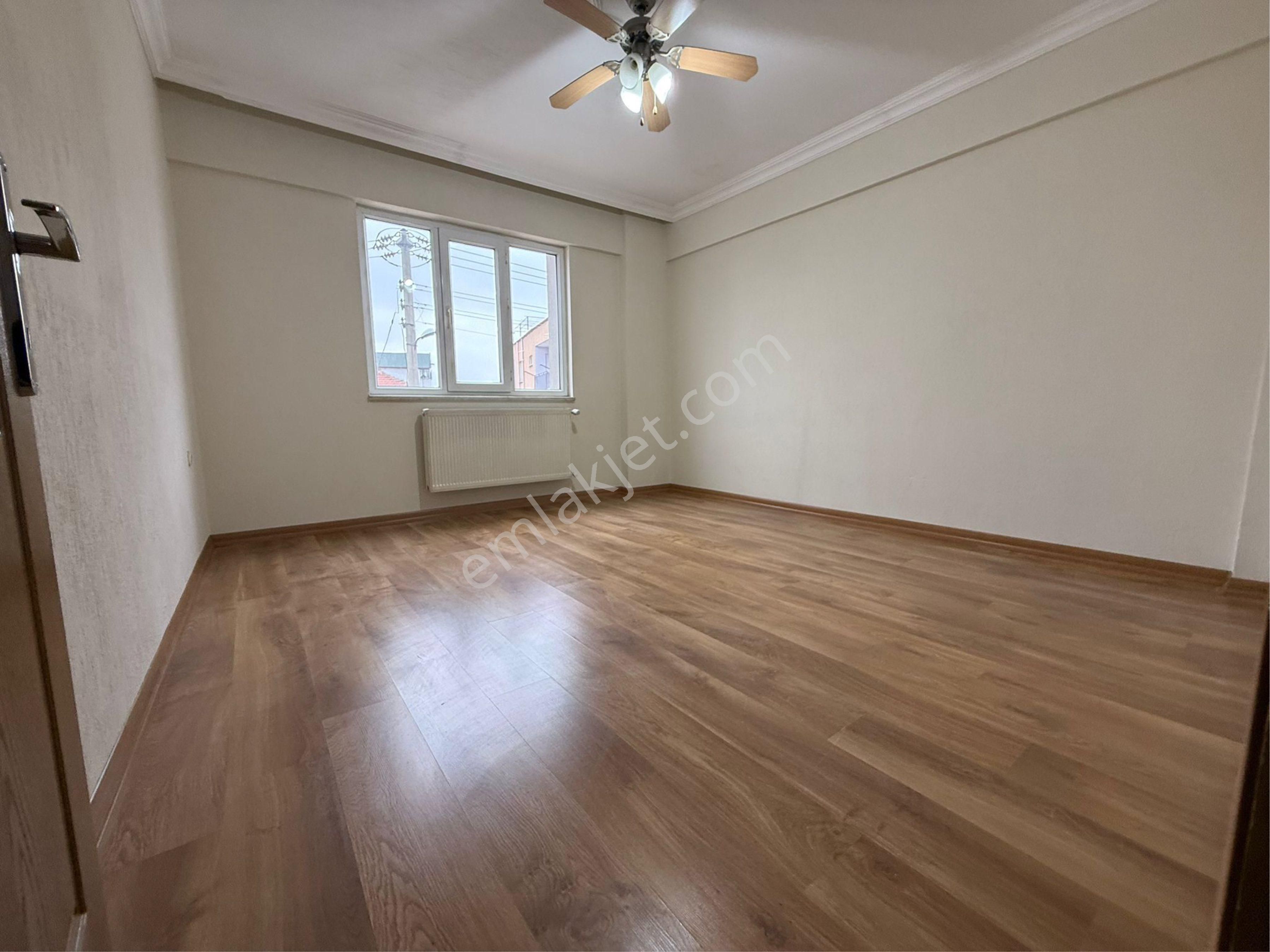 Deliktaş Mah De Satılık. 3+1 Daire - Görsel 4