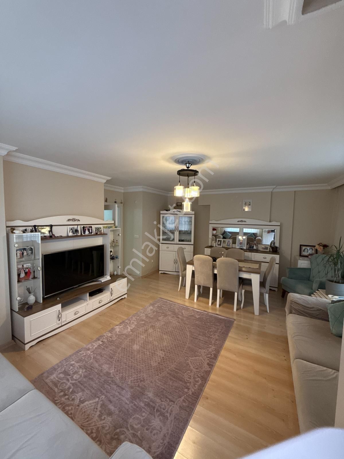 Yenibosna Merkez Camiye Yakın Satılık100 M2 2+1 Daire - Görsel 6