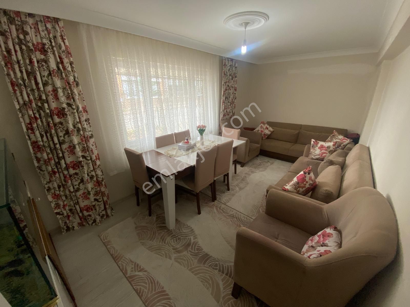 Beşikkaya Asansörlü 3+1 110m2 Yüksek Giriş Kombi Masrafsız Kök Tapu Krediye Uygundur - Görsel 3