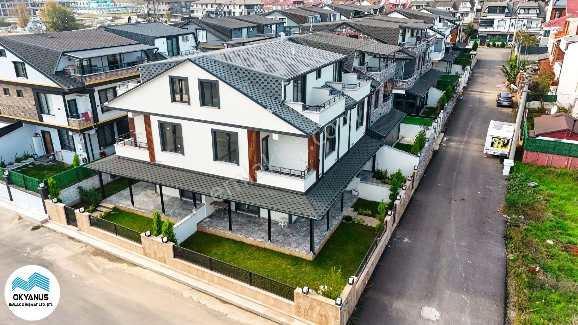 Kocaali Yalı Mah De Köşe Konumda Ferah Ultra Bahçeli 3+1 Villa - Görsel 5