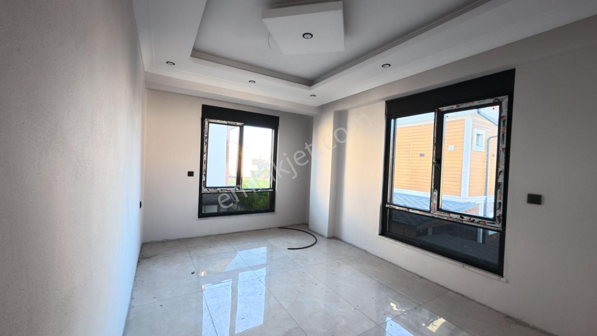 Kocaali De Deniz Manzaralı Ön Arka Cephe Seçenekli 4+1 Villa - Görsel 26