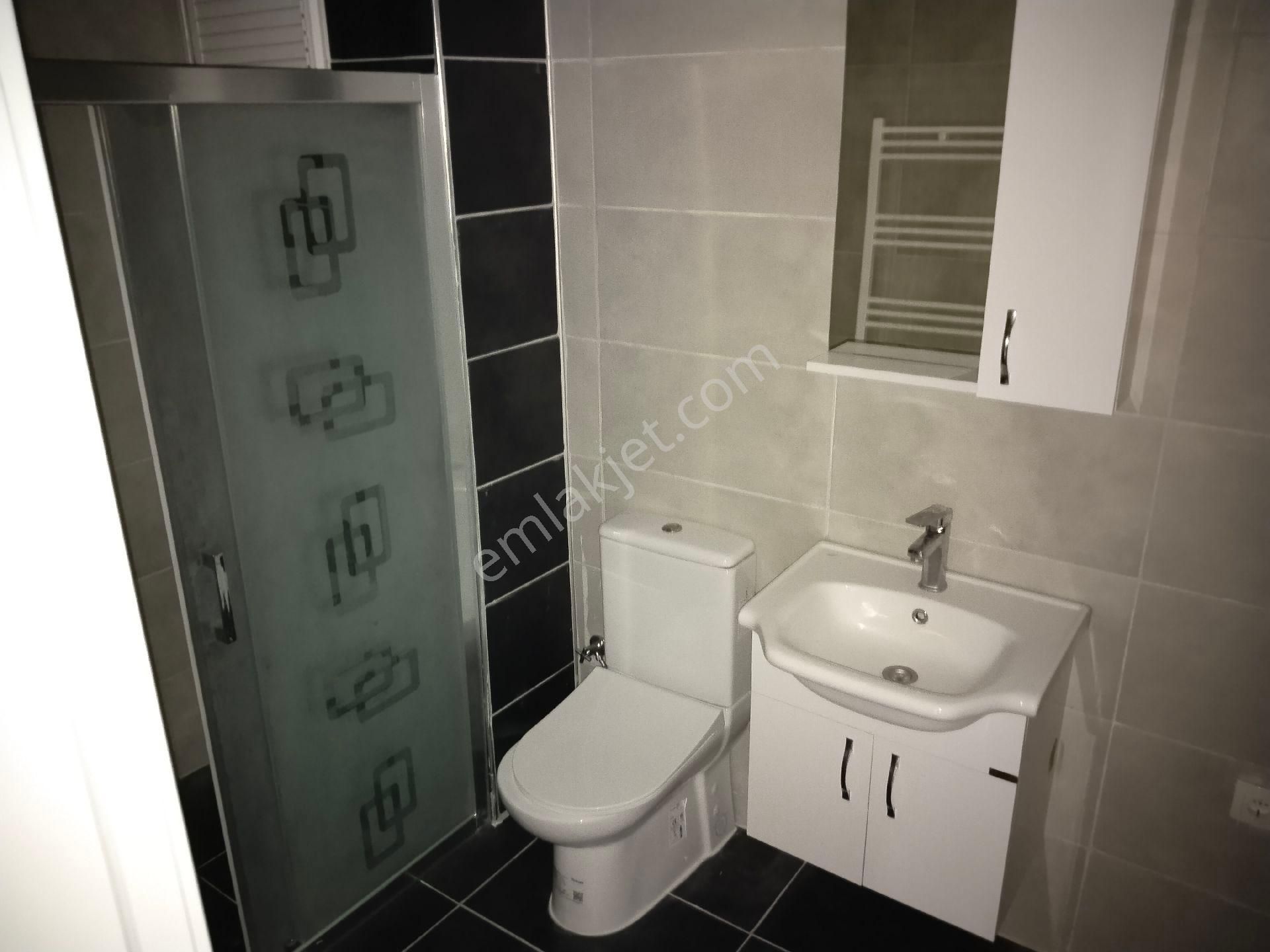 Bergama Atatürk Mah Doğalgazlı 2+1 Kiralık Daire - Görsel 12