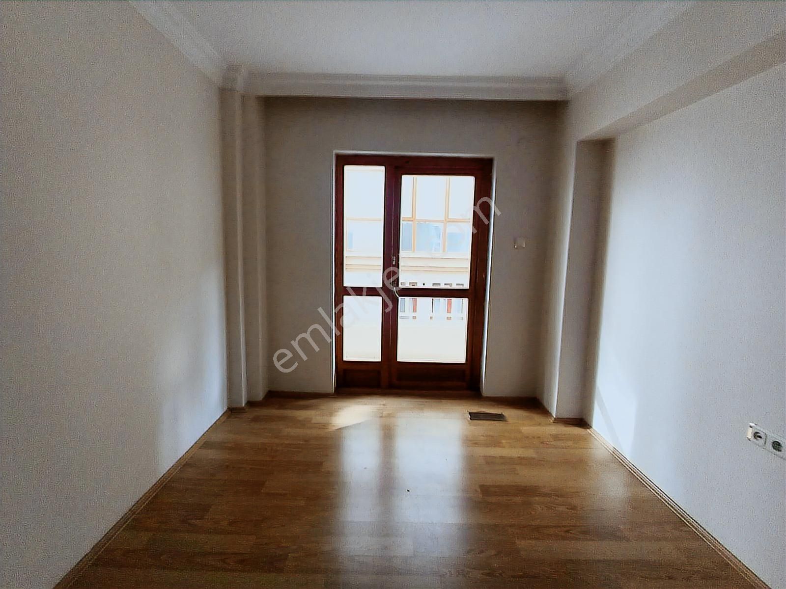 Etlik Şehir Hastanelerine Yakın Ara Katta Asansörlü Yapılı Daire - Görsel 19