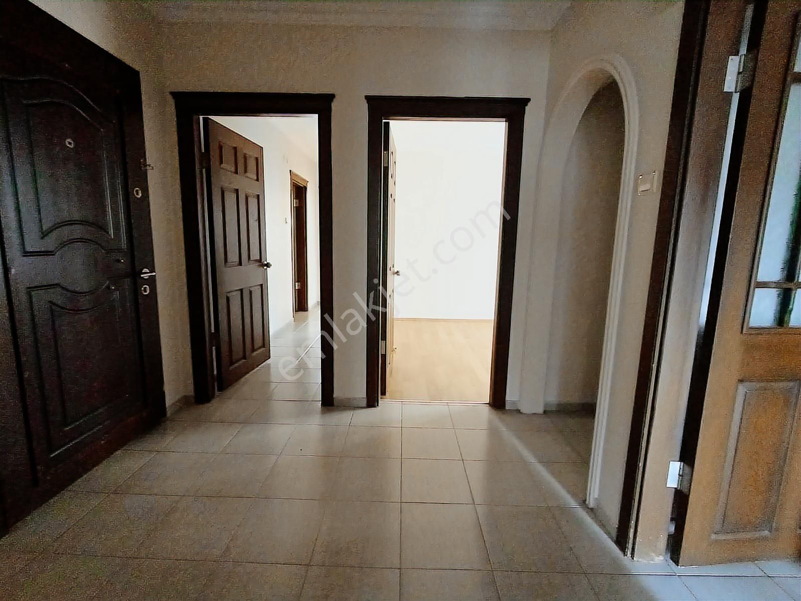 Etlik Şehir Hastanelerine Yakın Ara Katta Asansörlü Yapılı Daire - Görsel 12