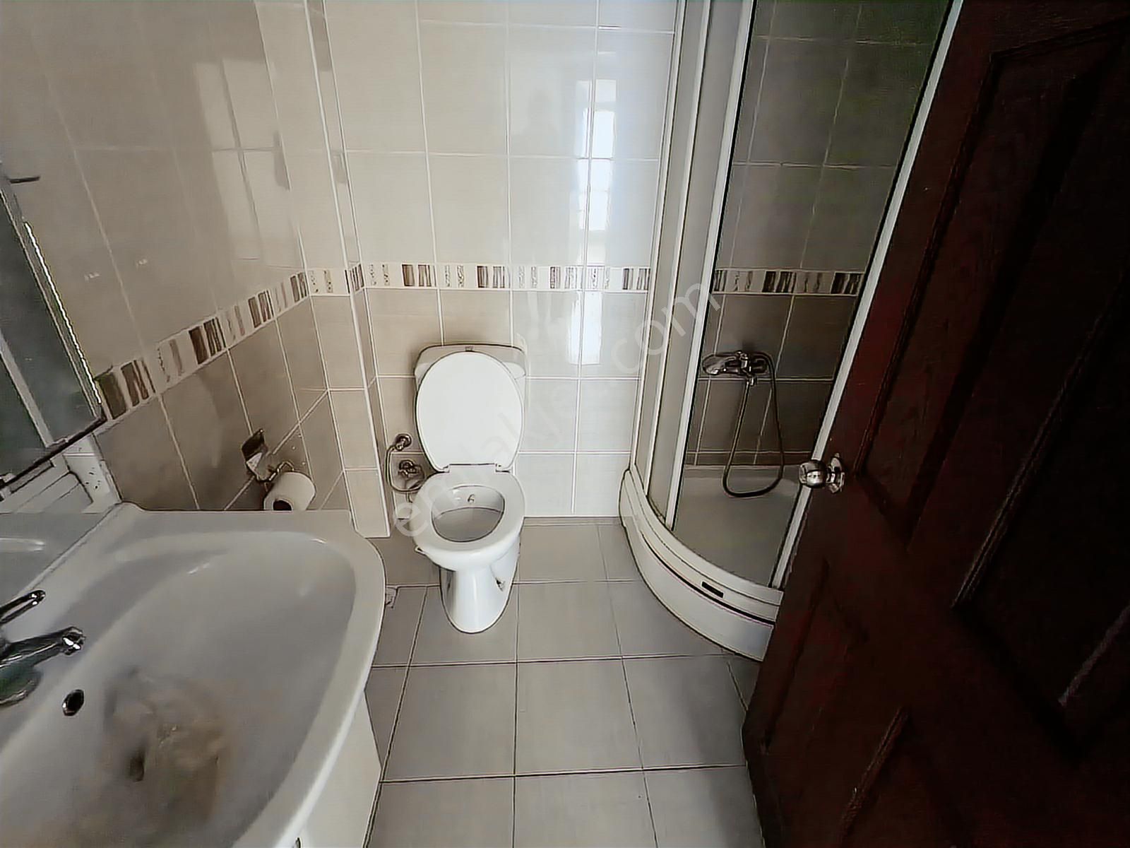 Etlik Şehir Hastanelerine Yakın Ara Katta Asansörlü Yapılı Daire - Görsel 2