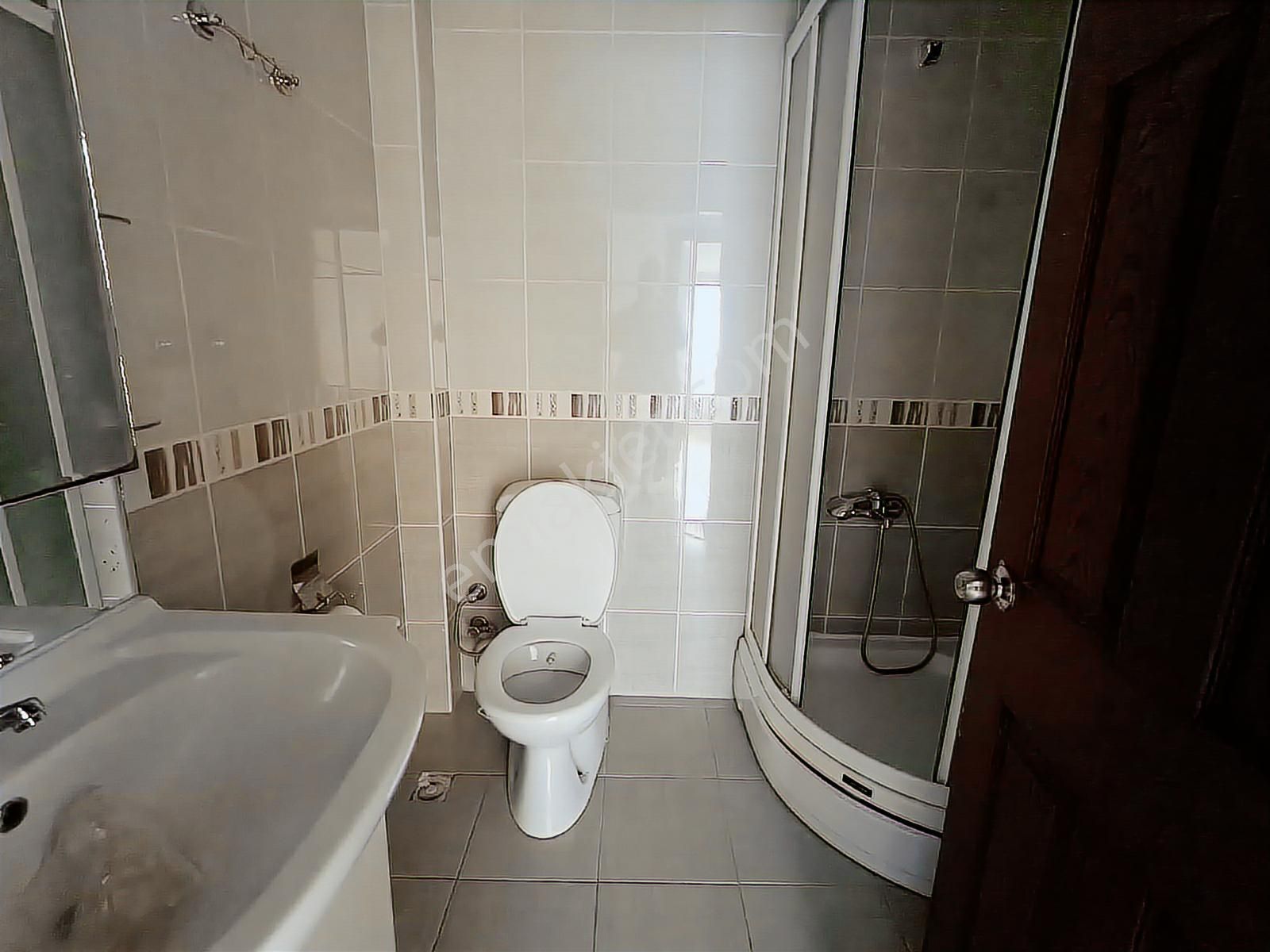 Etlik Şehir Hastanelerine Yakın Ara Katta Asansörlü Yapılı Daire - Görsel 18